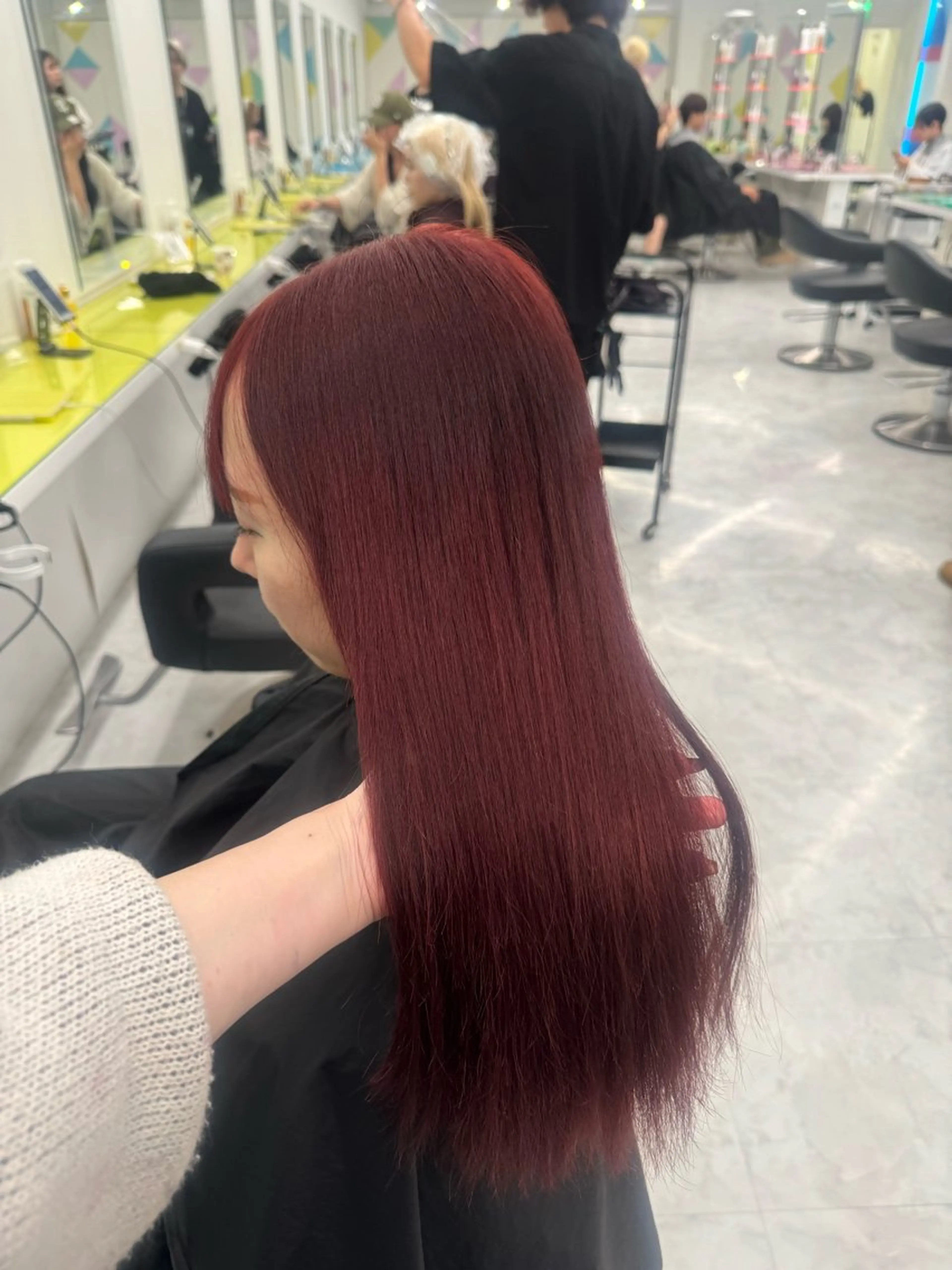 ロング カラー ヘアカラー ダメージレスハイ トーン💖kanonのヘアスタイル