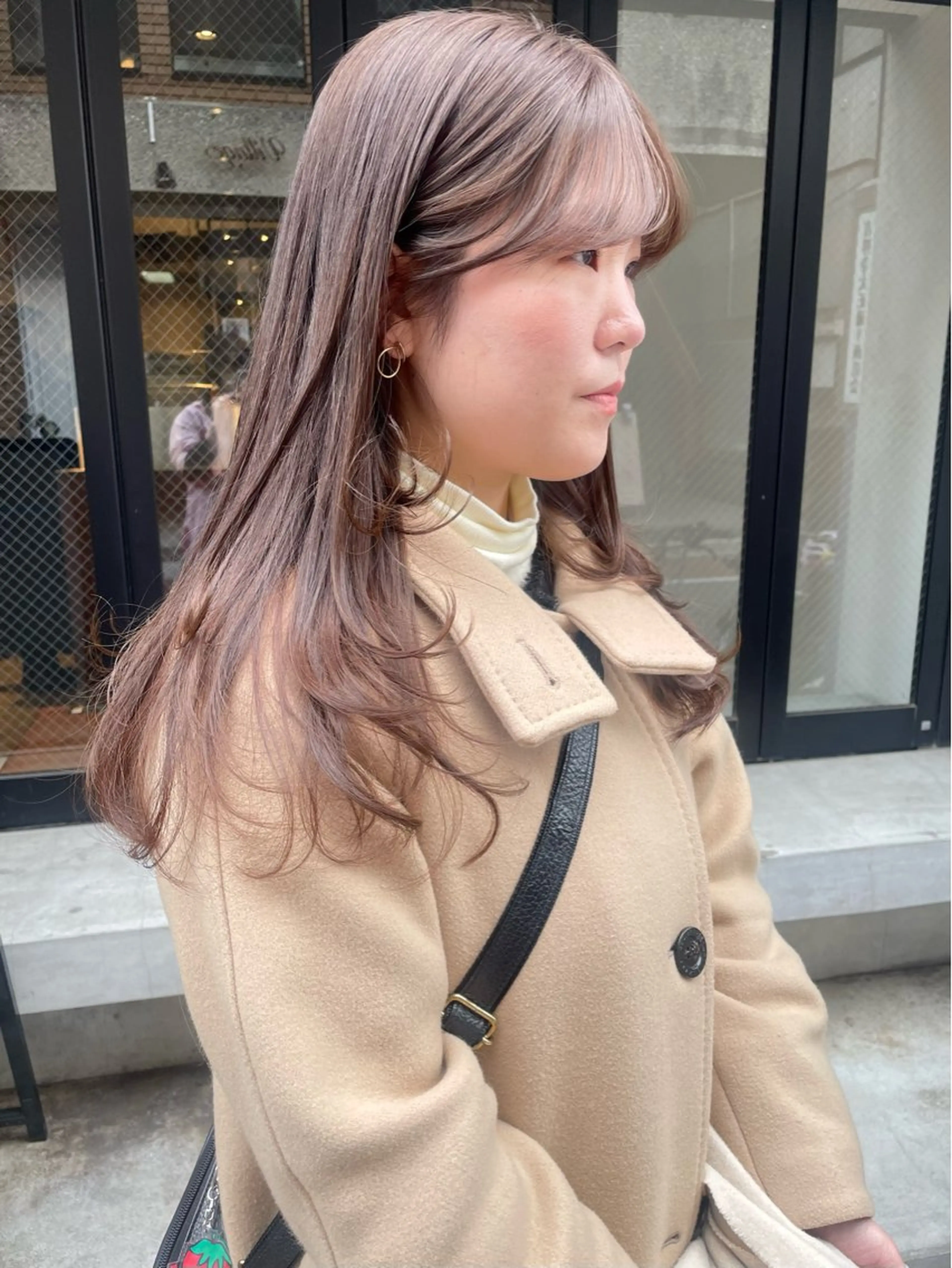 ロング カラー 🩰オリーブ/ ベージュ松本咲花🩰のヘアスタイル