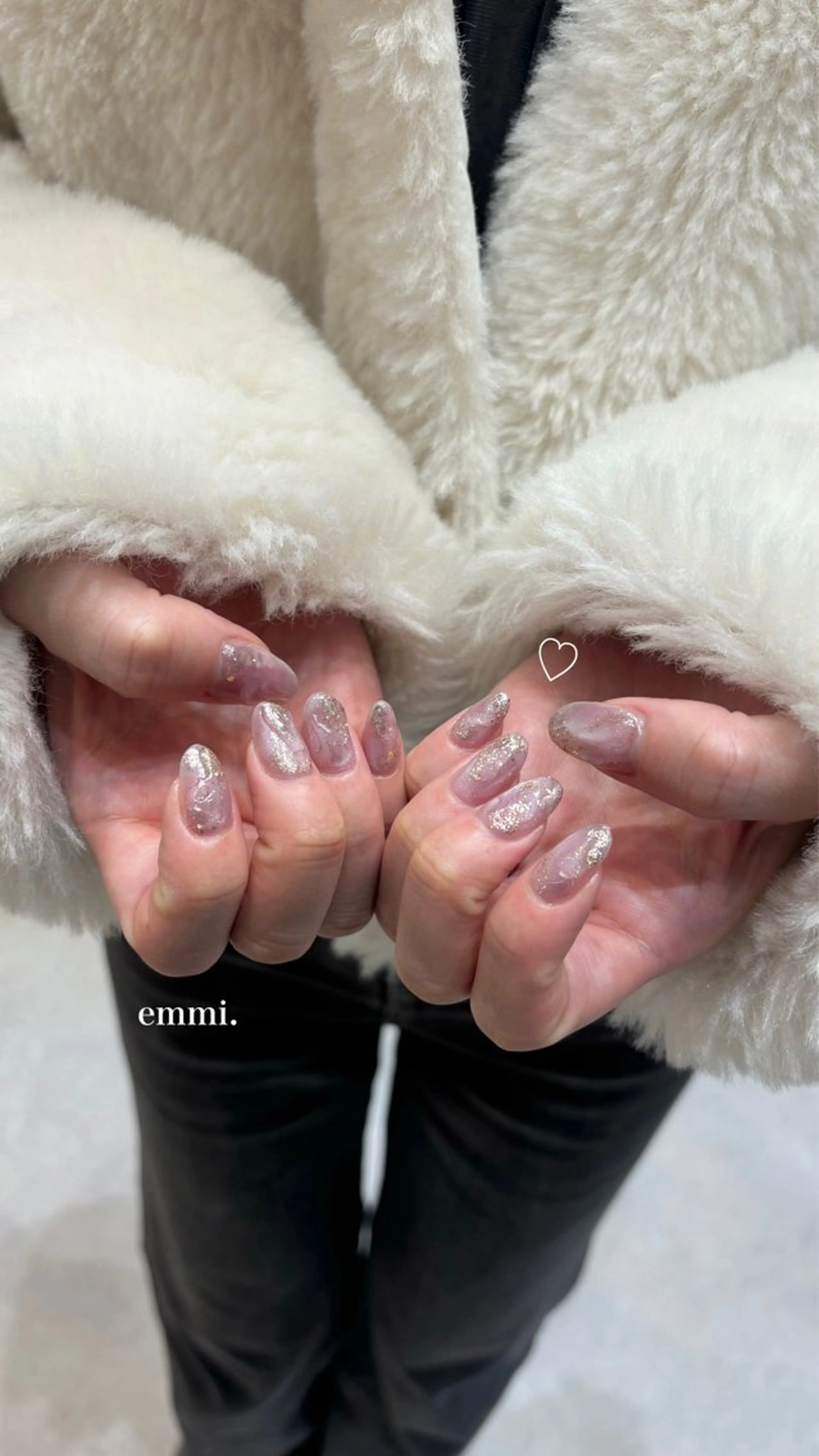 ネイル 氷ネイル・うるうるネイル ハンドネイル emmi nailのネイルデザイン
