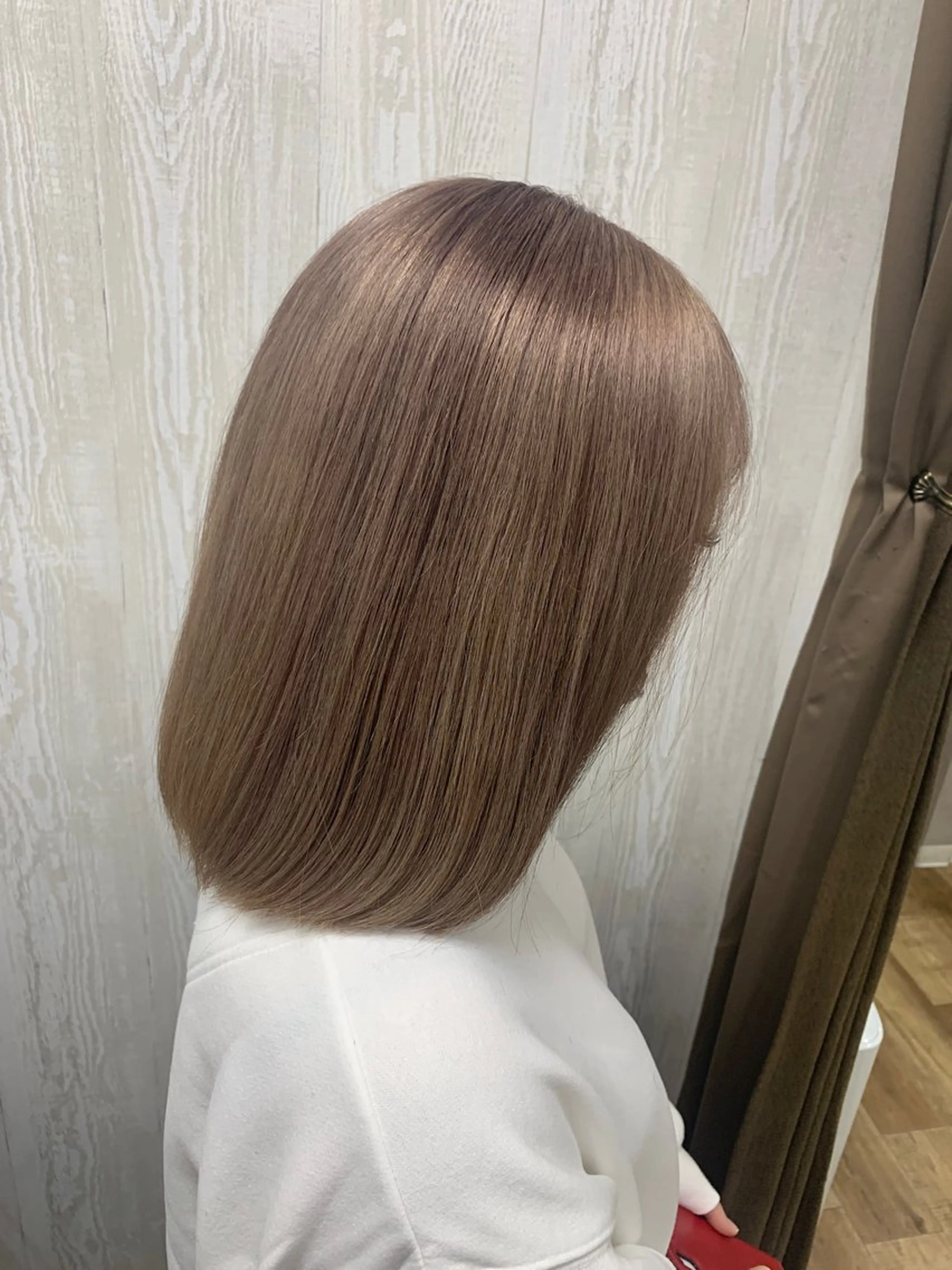 ミディアム ボブ カット ヘアカラー 竹原 徹のヘアスタイル