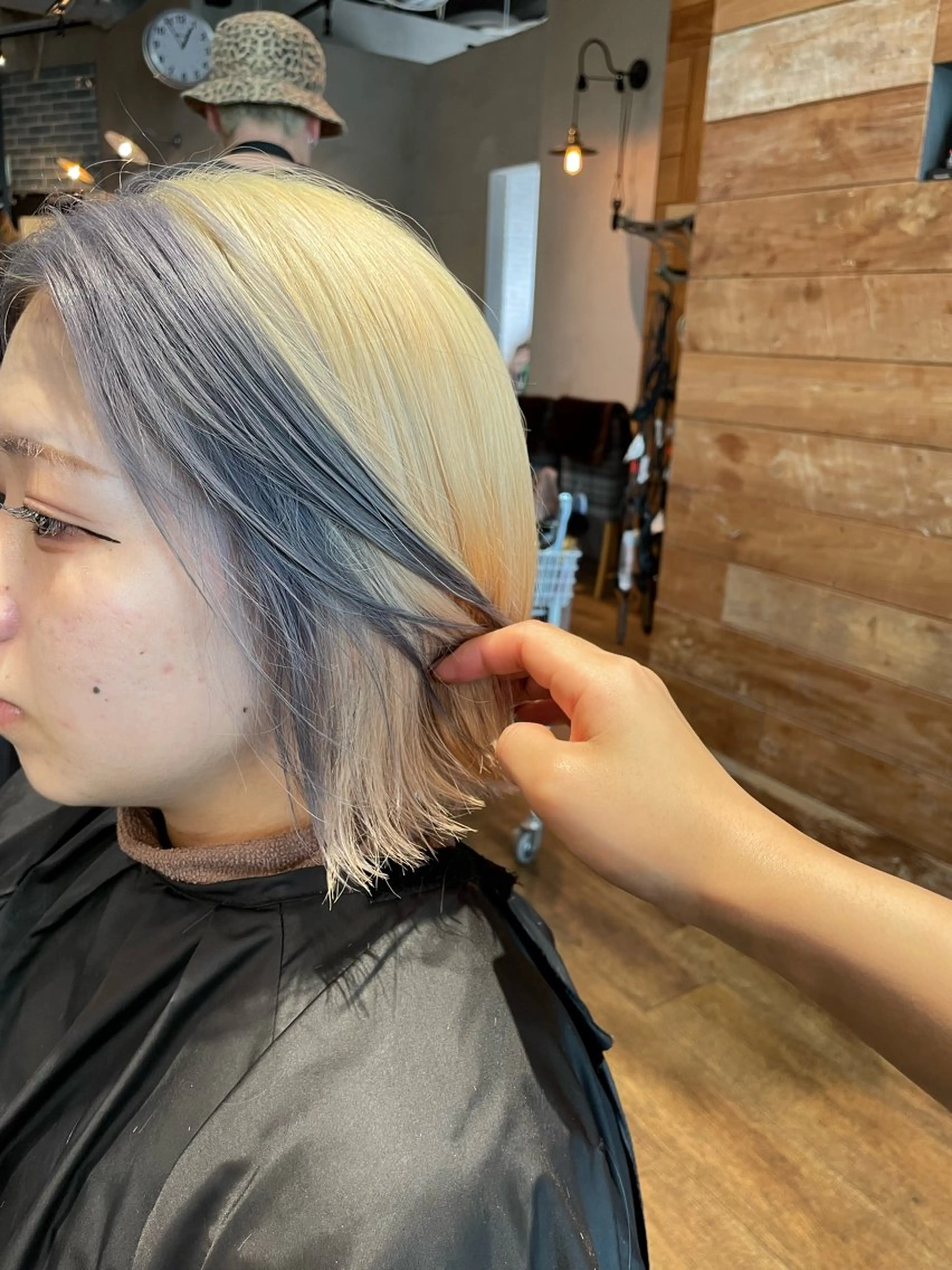 セミロング カラー カット ヘアカラー 💘韓国レイヤー上 品カラーruru💘のヘアスタイル