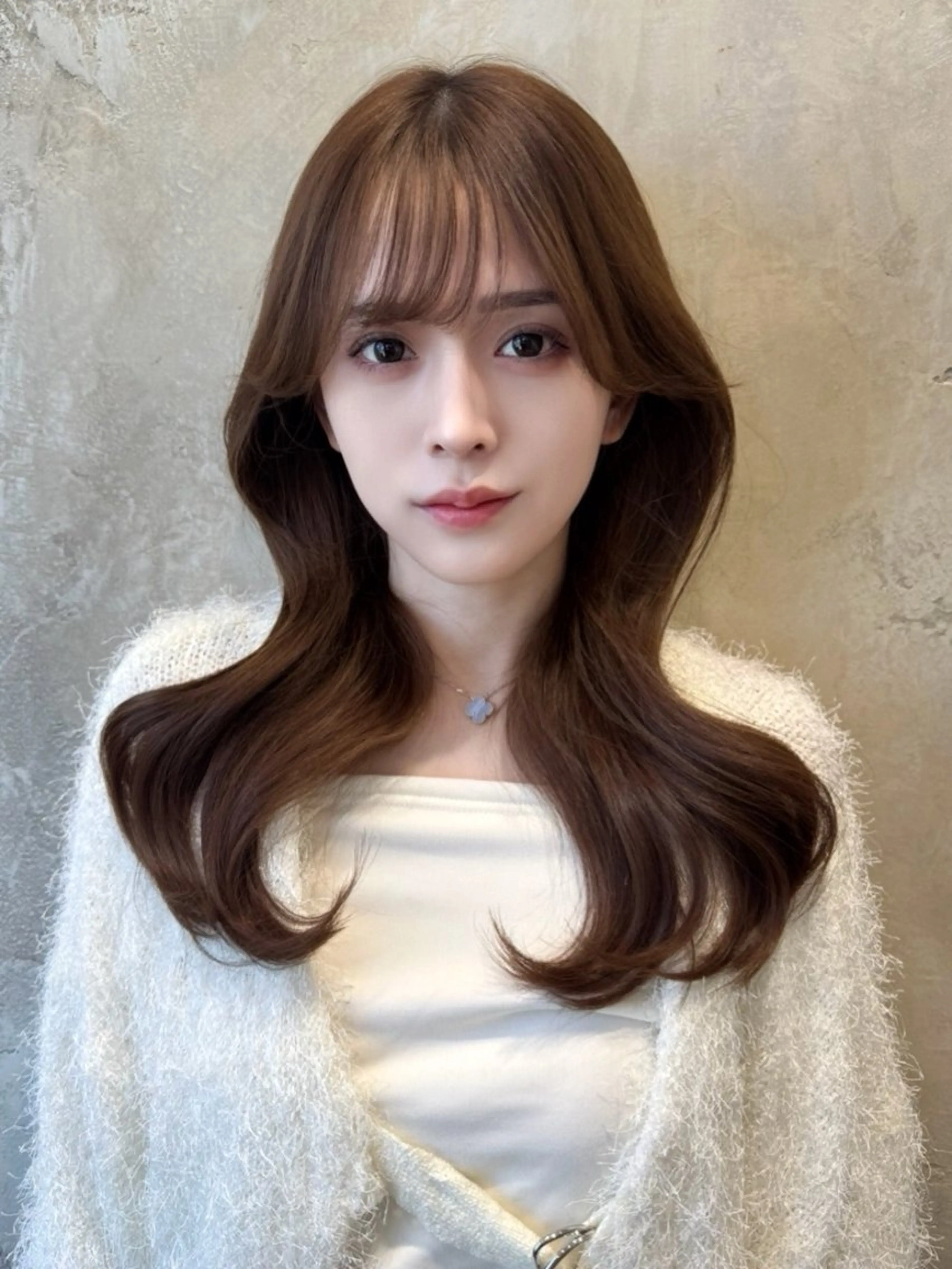 【❣️人気No. 1❣️】🌈韓国風似合わせカット🌈+✨うる艶カラー✨+✨極上トリートメント✨¥9000の写真