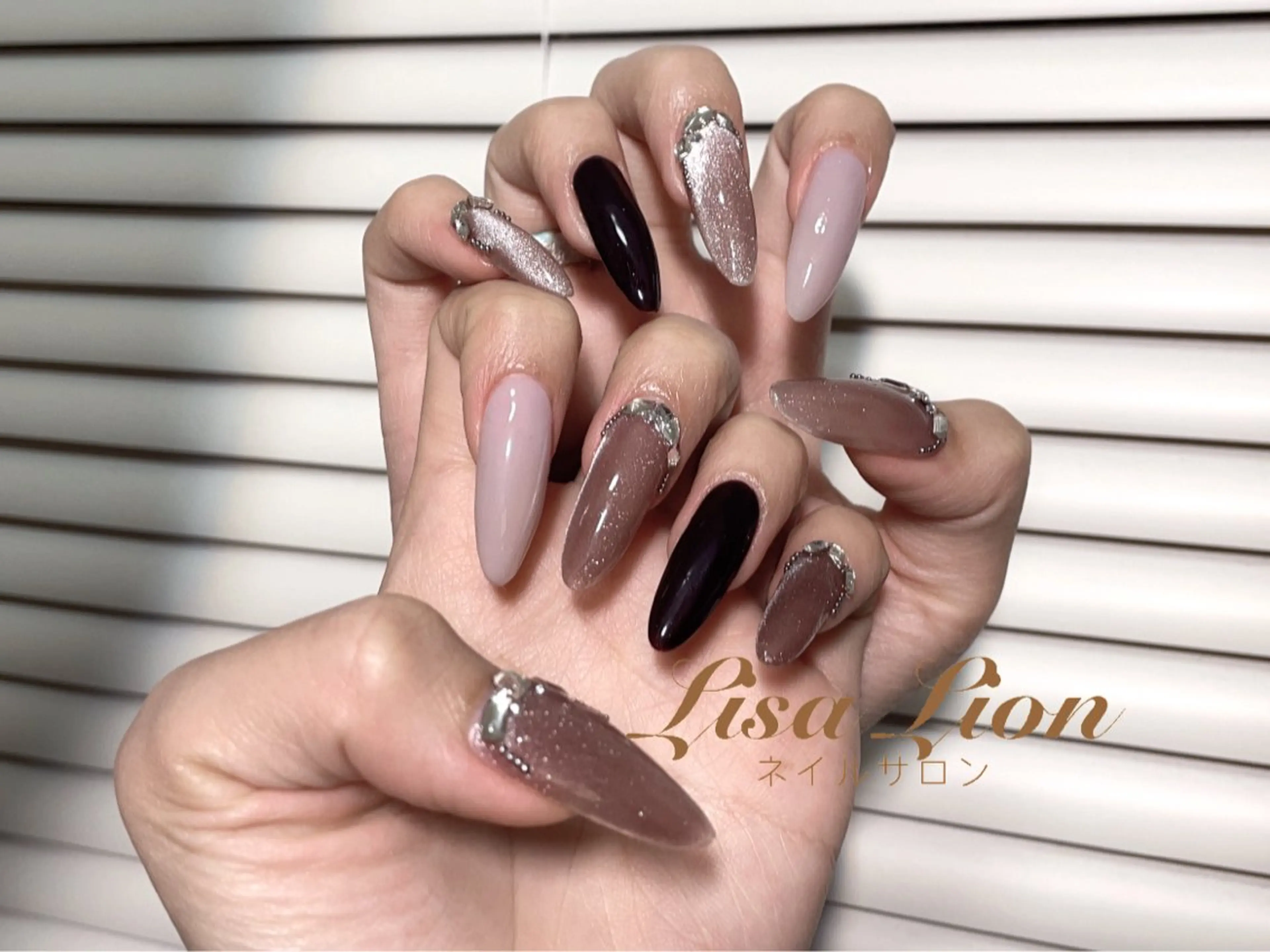 ネイル M. Tui Tuiのネイルデザイン