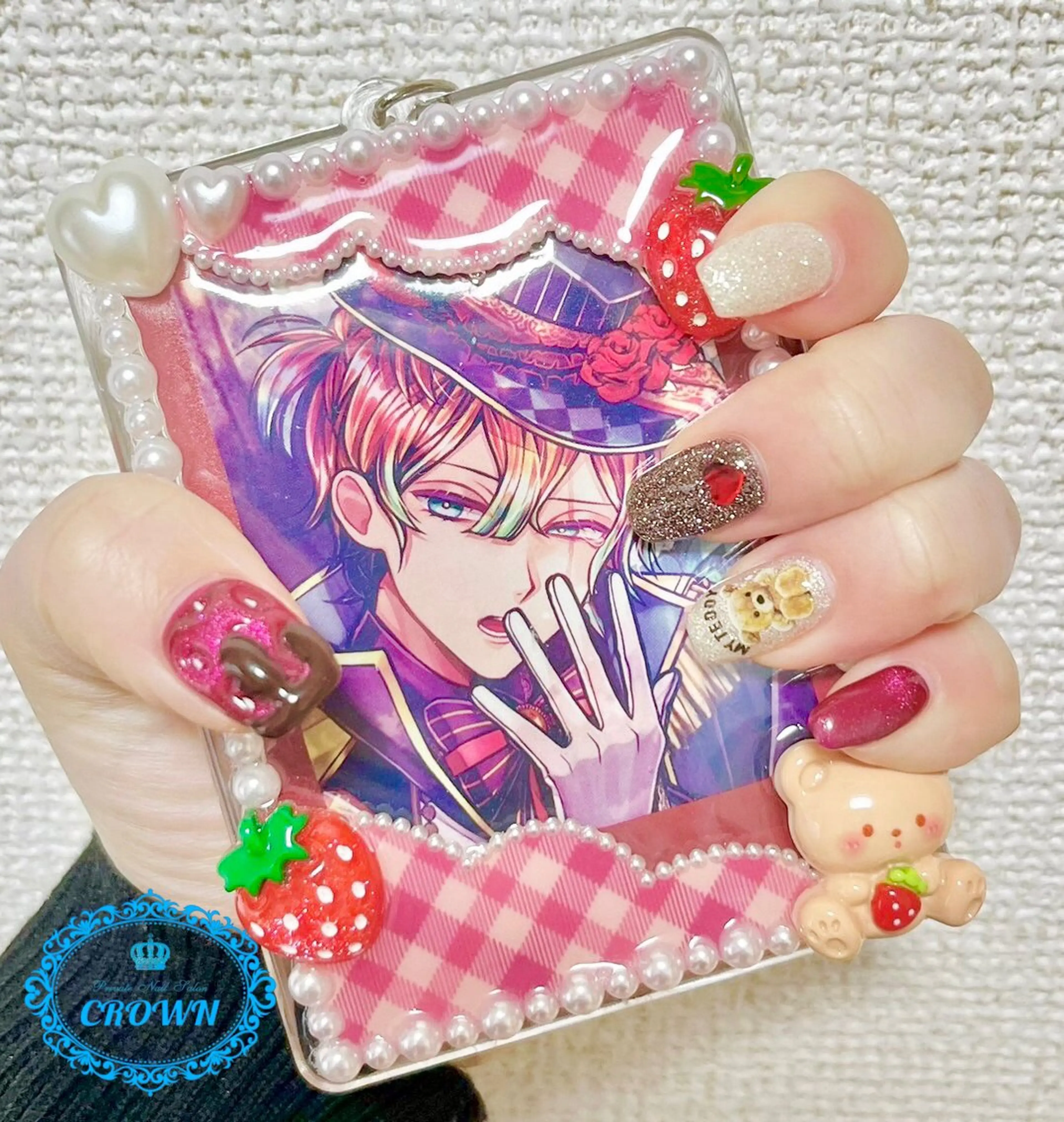 ネイル CROWN プライベートサロンのネイルデザイン