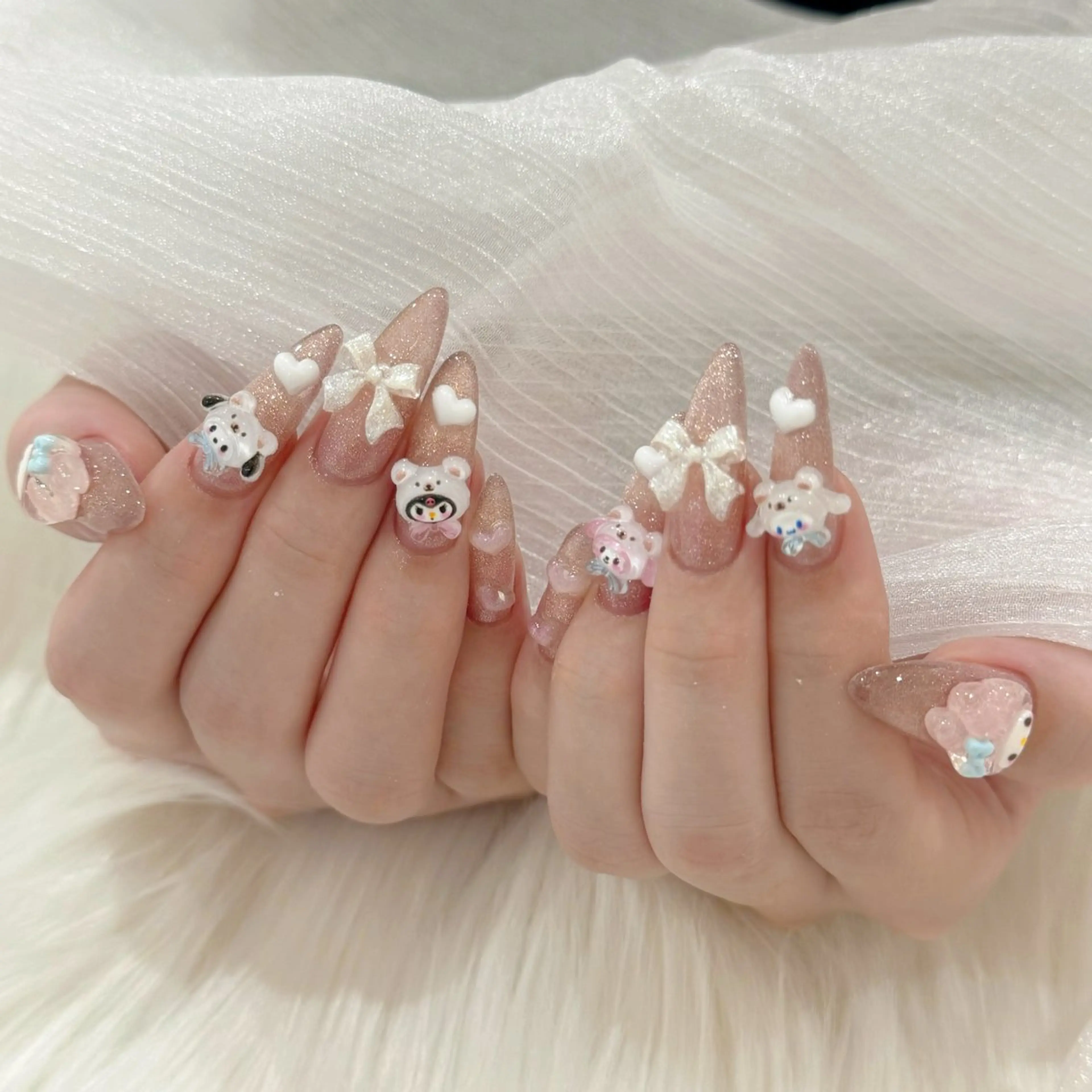 ネイル キラキラネイル マグネットネイル ワンホンネイル nailsalon ChuColaのネイルデザイン