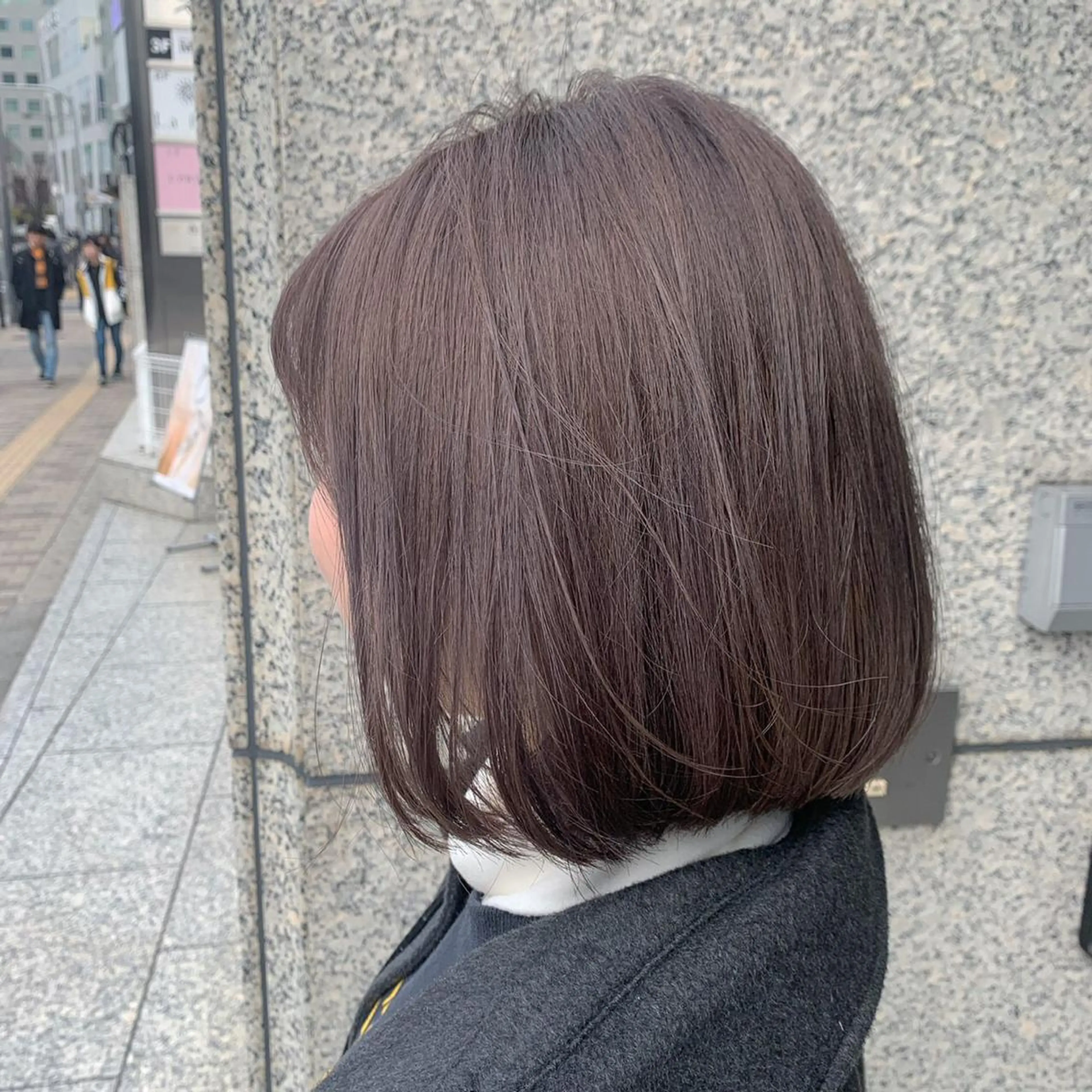 ミディアム カラー パーマ ヘアアレンジ メンズ キッズ ネイル マツエク・マツパ 女性専用サロン梅田 髪質改善カラーakiのヘアスタイル