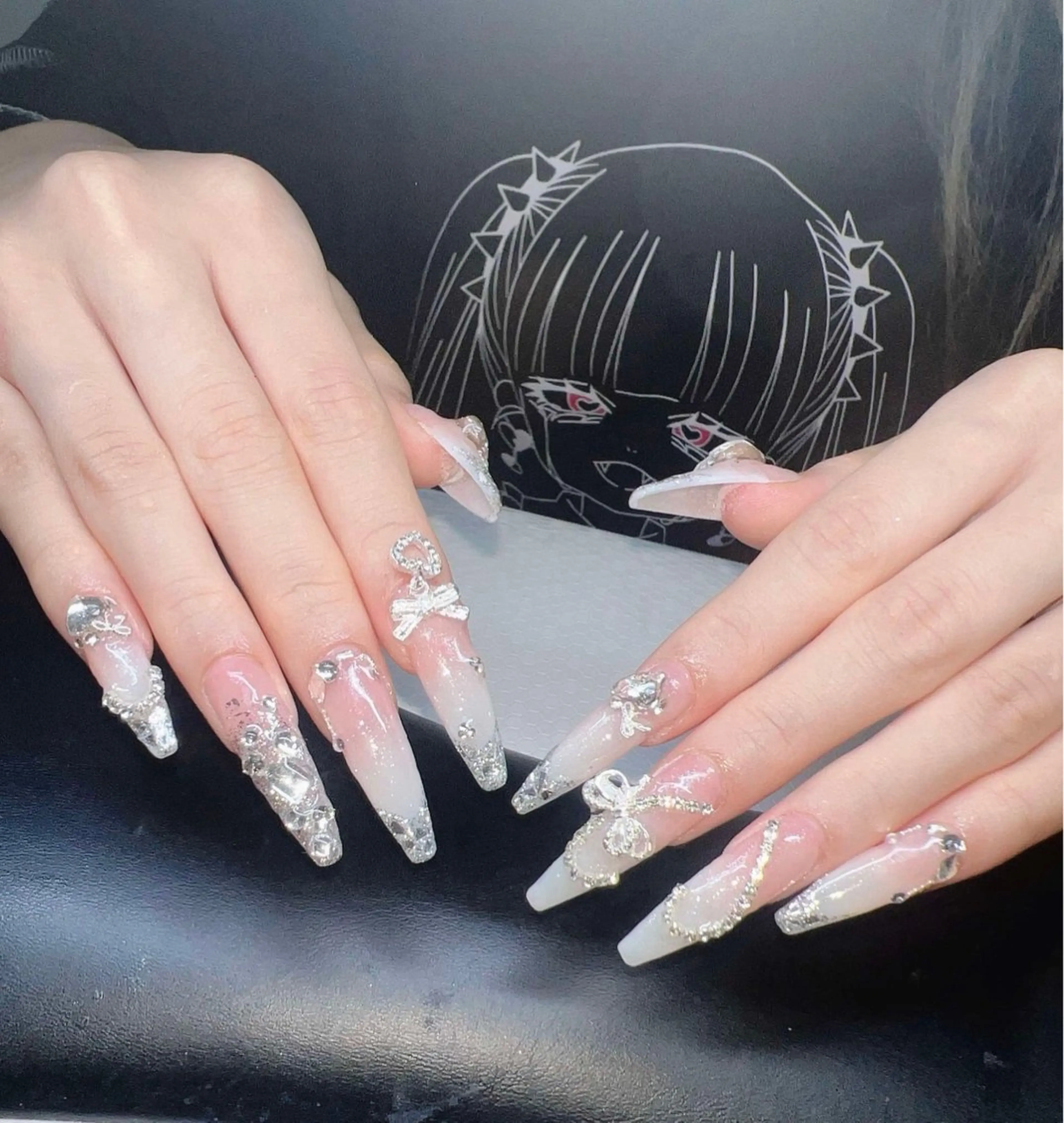 ネイル オーロラネイル チークネイル 長さ出し フットネイル フレンチネイル Lee Nails チップ長さだし専門店のネイルデザイン