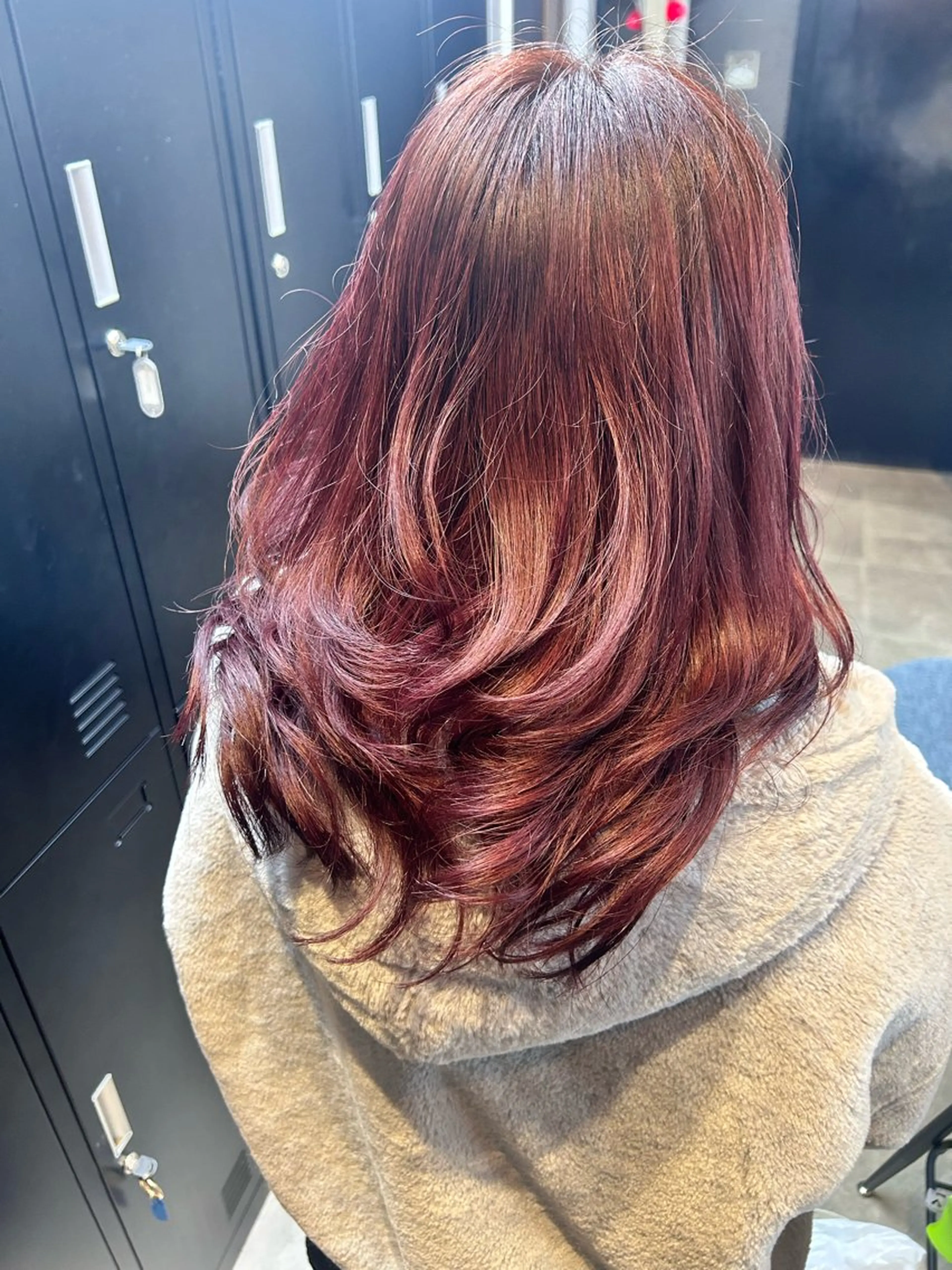 ミディアム カラー ブリーチ カット ヘアカラー Ryusei .のヘアスタイル