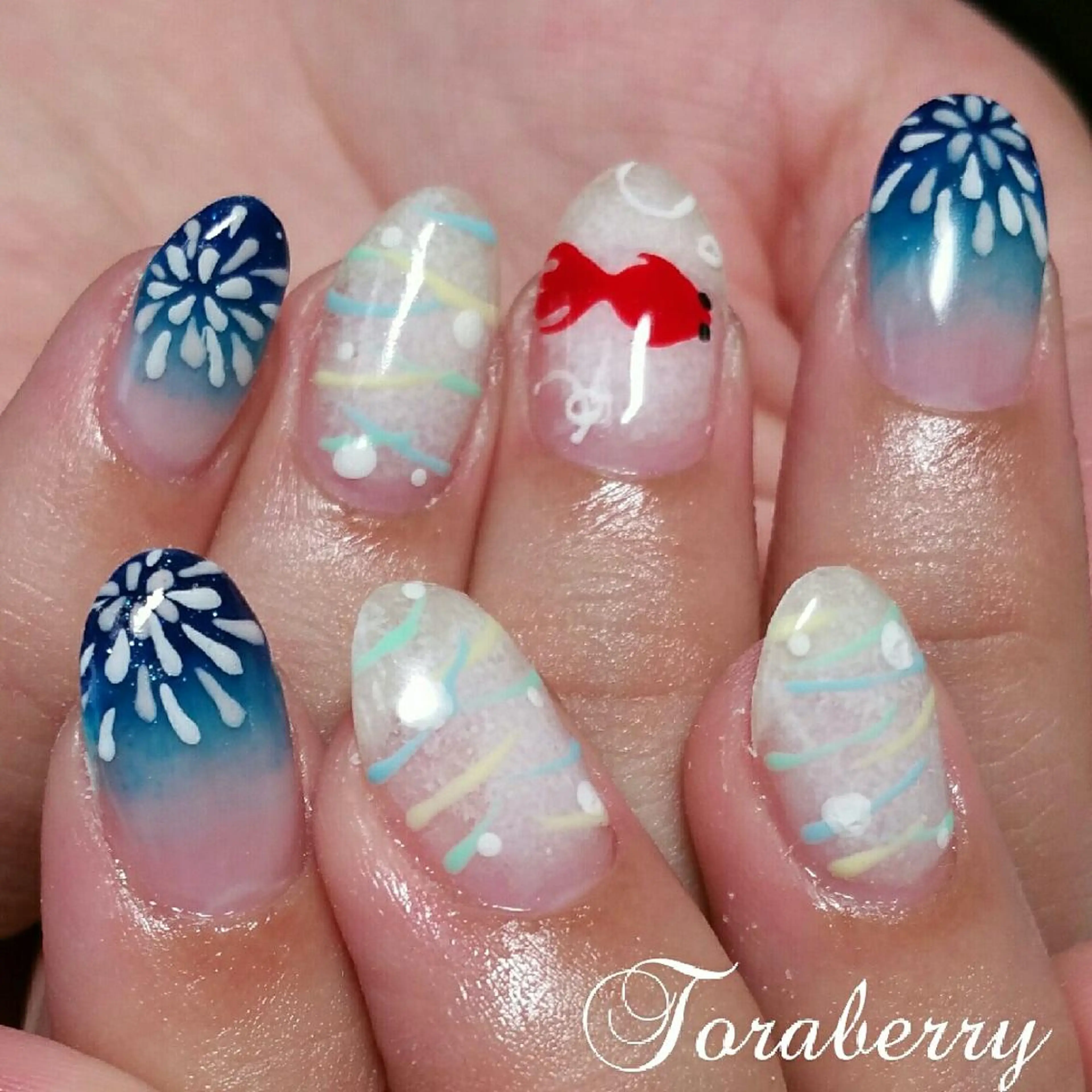 ネイル 持ち込み ネイリスト なつみのネイルデザイン