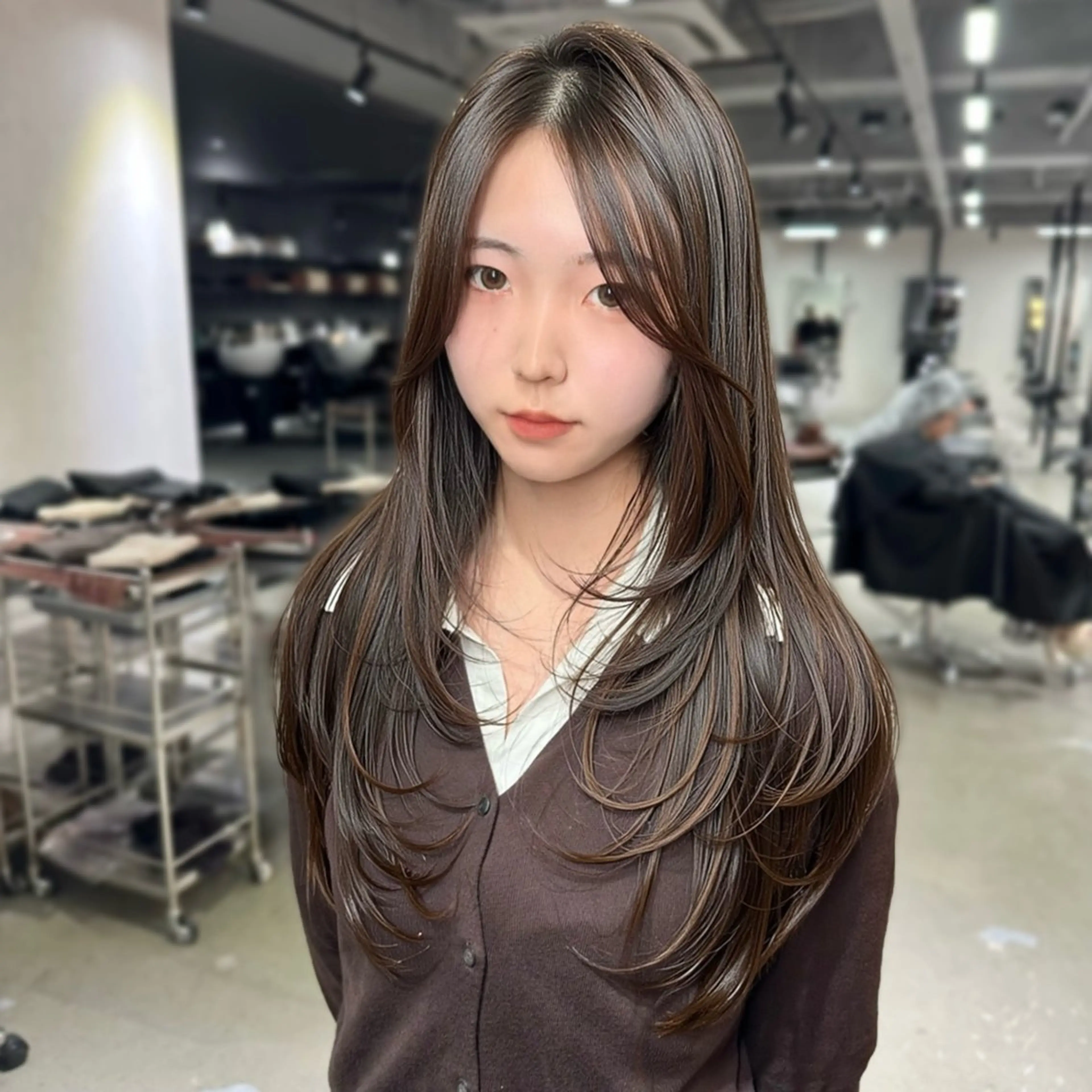 ロング ケアカラー ボブ 髪質改善 レイヤーカット トリートメント カット トリートメント 艶髪カラー/レイヤ ー支持No.1renのヘアスタイル