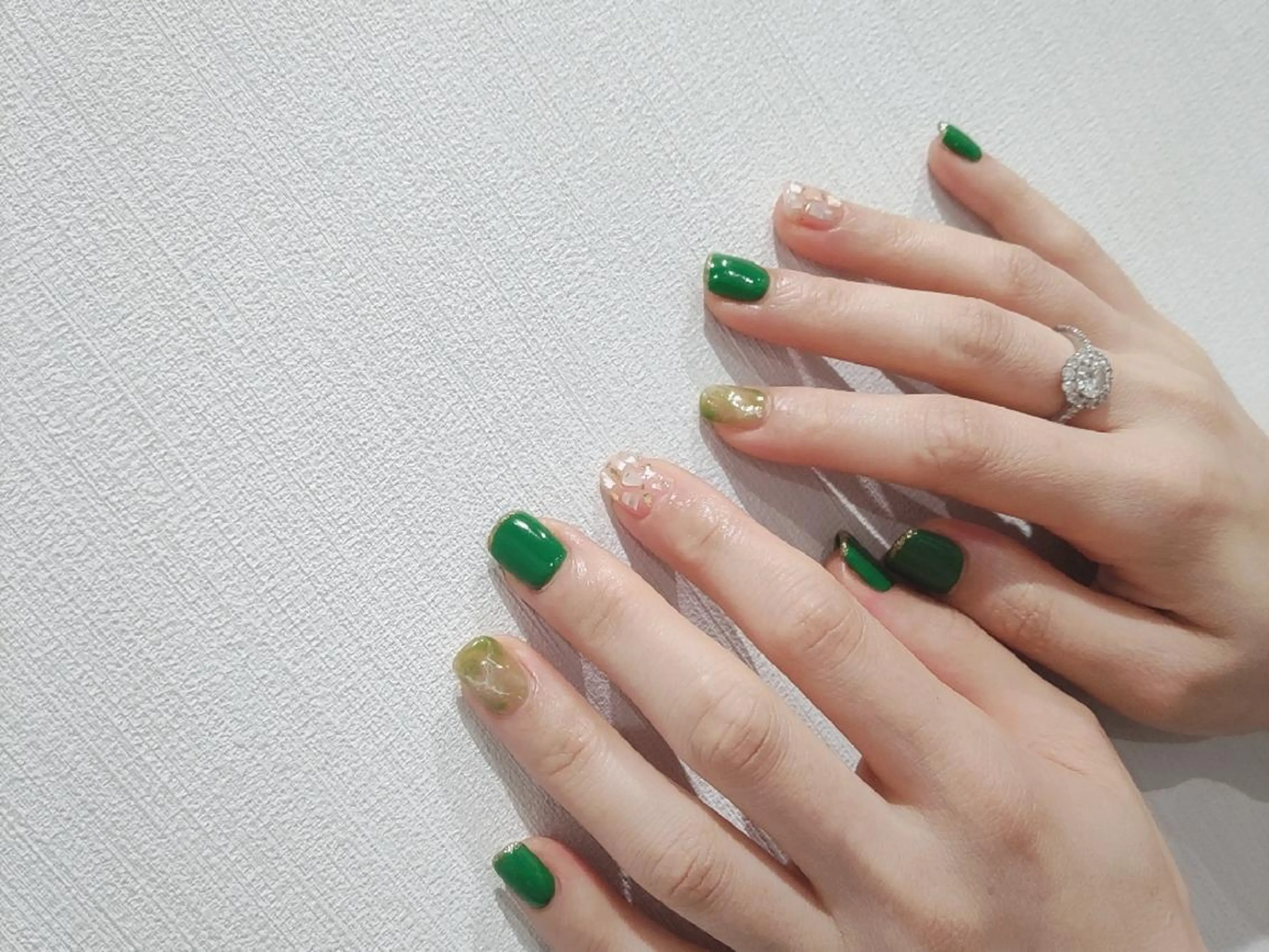 ネイル 横浜市中区曙町 E·U·Bネイルのネイルデザイン