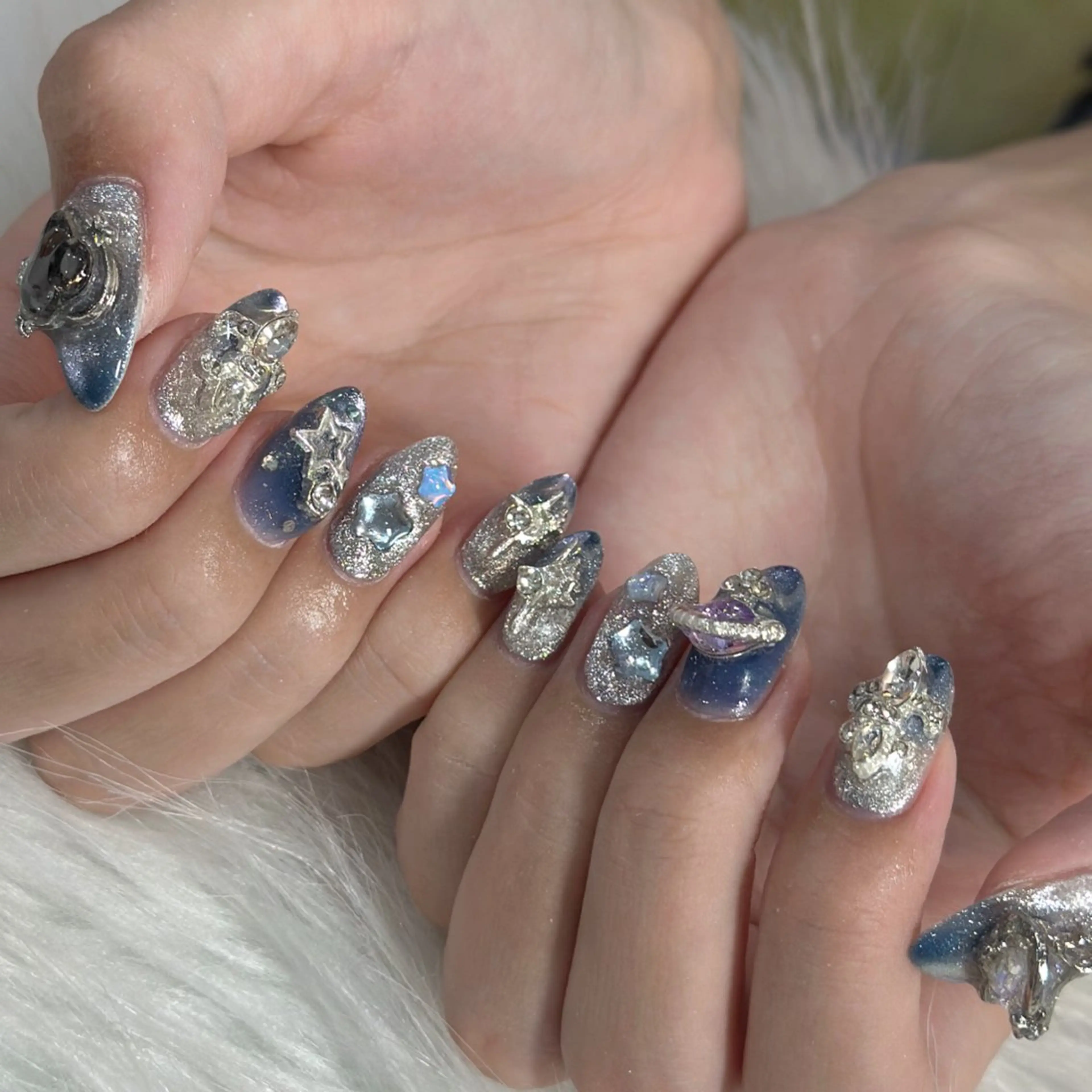 ネイル ハンドネイル フットネイル LAVISH nanamiのネイルデザイン