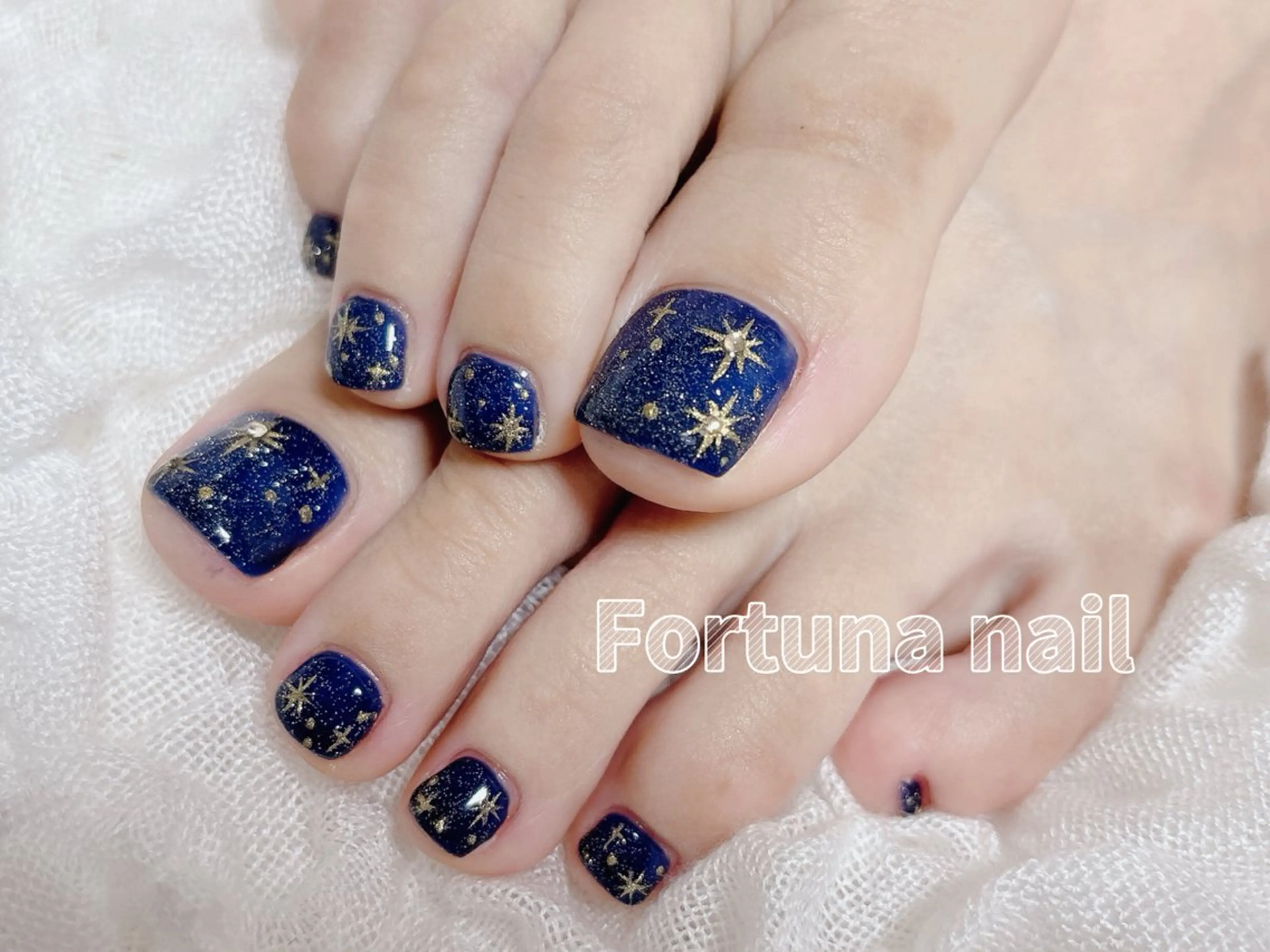 ネイル フットネイル 持ち込み フットネイル Nail •Head スパFortunaのネイルデザイン