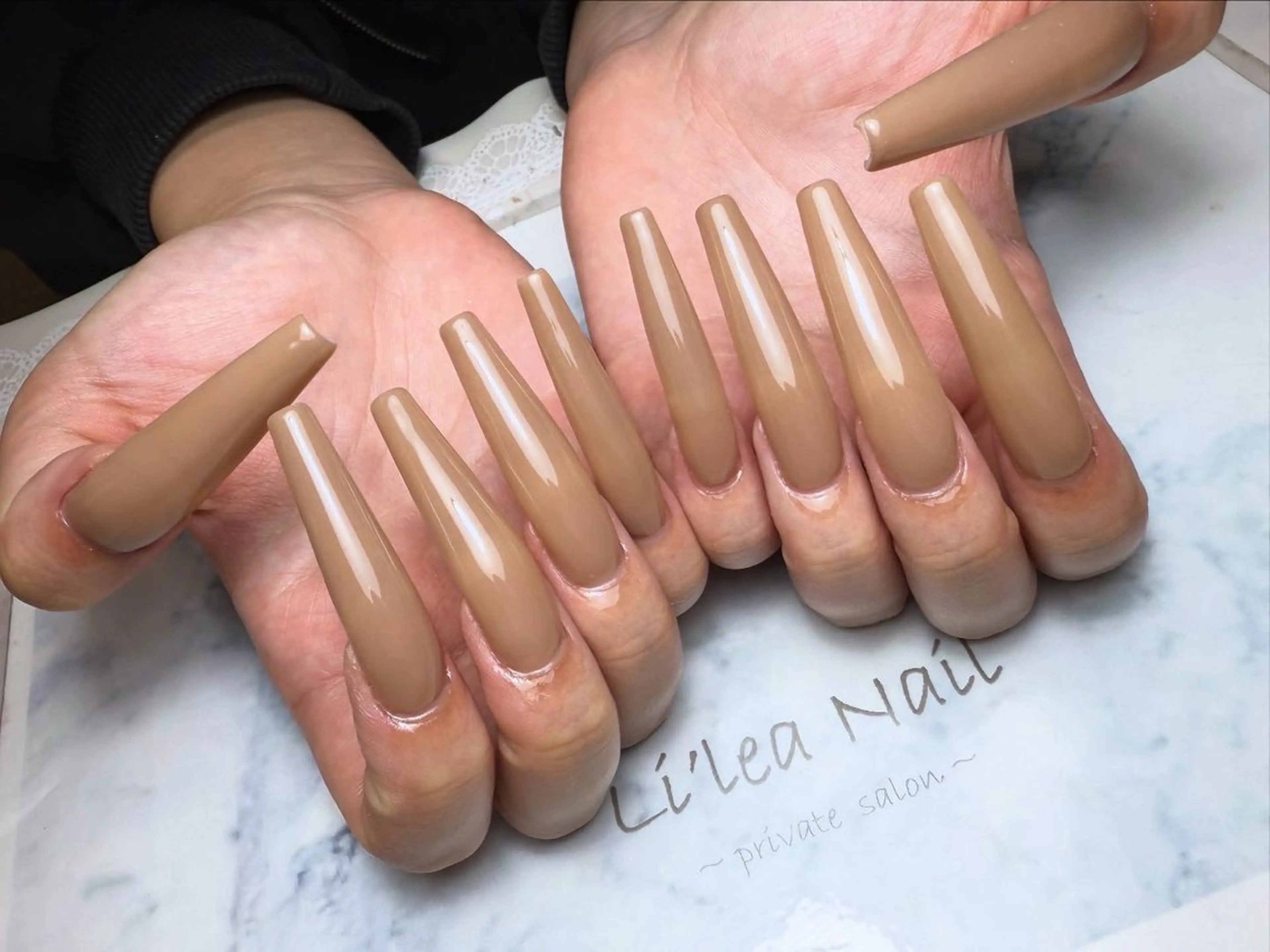 ネイル Li'leaNail AINAのネイルデザイン