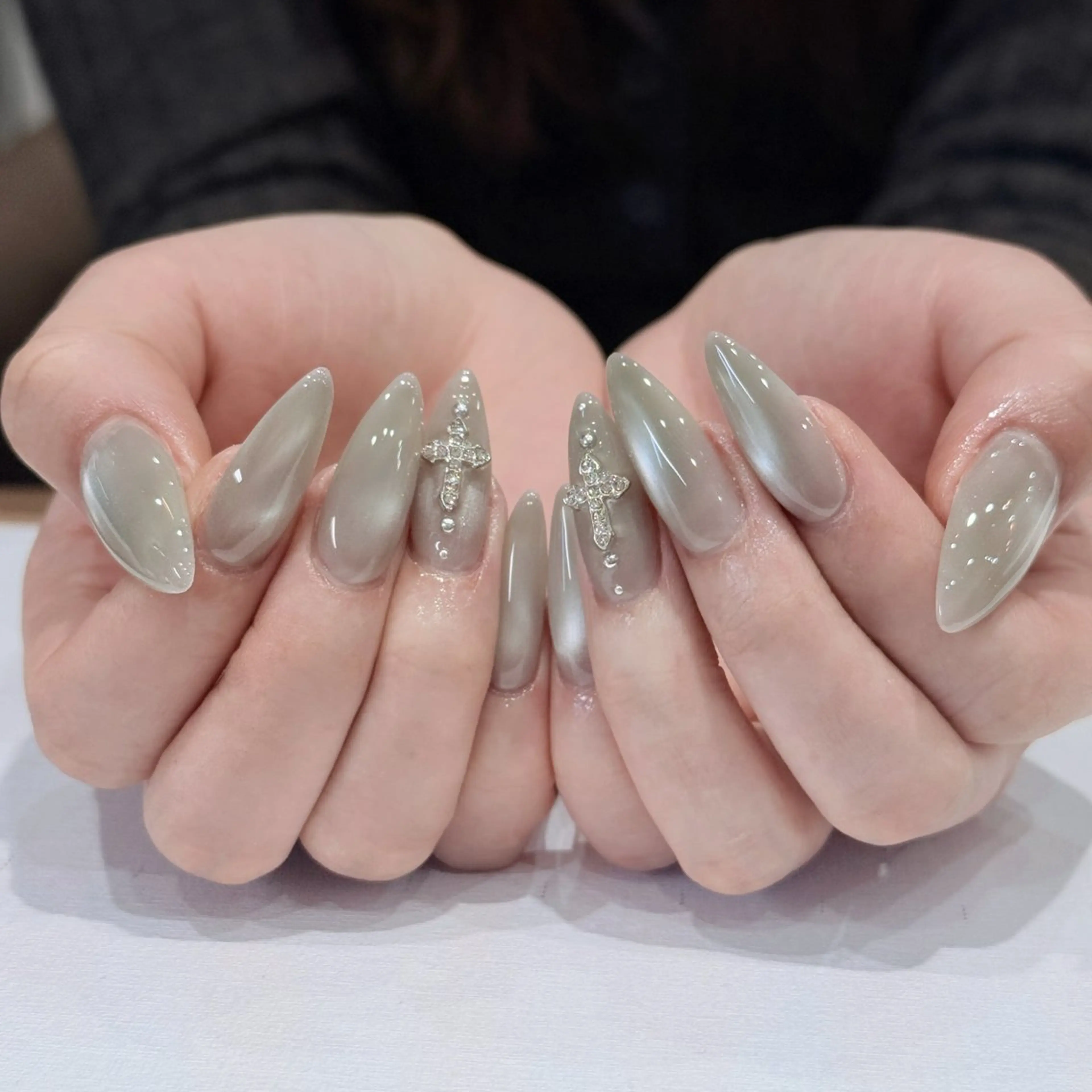 ネイル オーロラネイル ブルー チークネイル フットネイル フレンチネイル ハンドネイル JAN 168 池袋のネイルデザイン