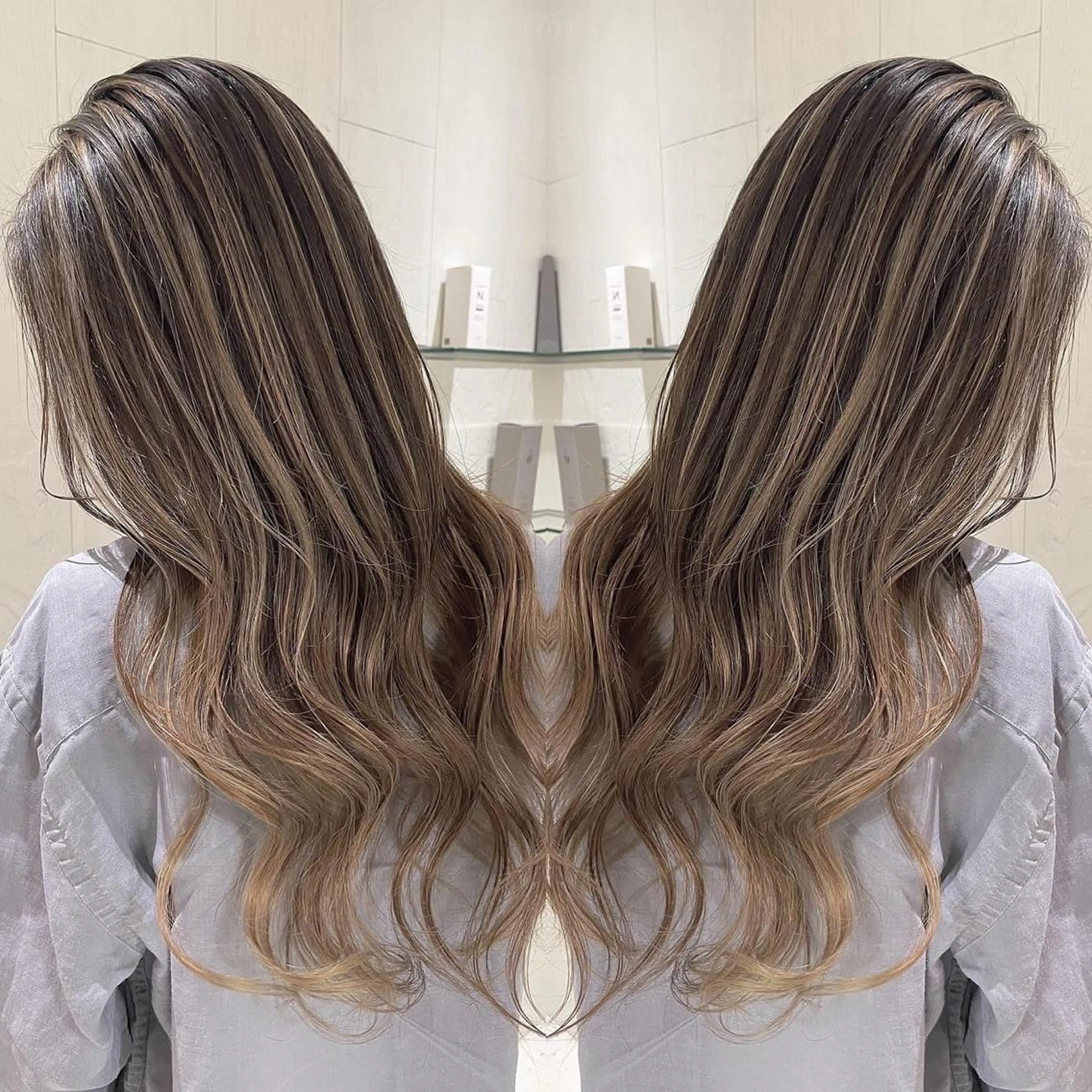 ロング カラー アッシュ バレイヤージュ グレージュ 外国人風カラー レイヤーカット ヘアカラー トリートメント 河合秀明/ショート /ボブ/レイヤーのヘアスタイル