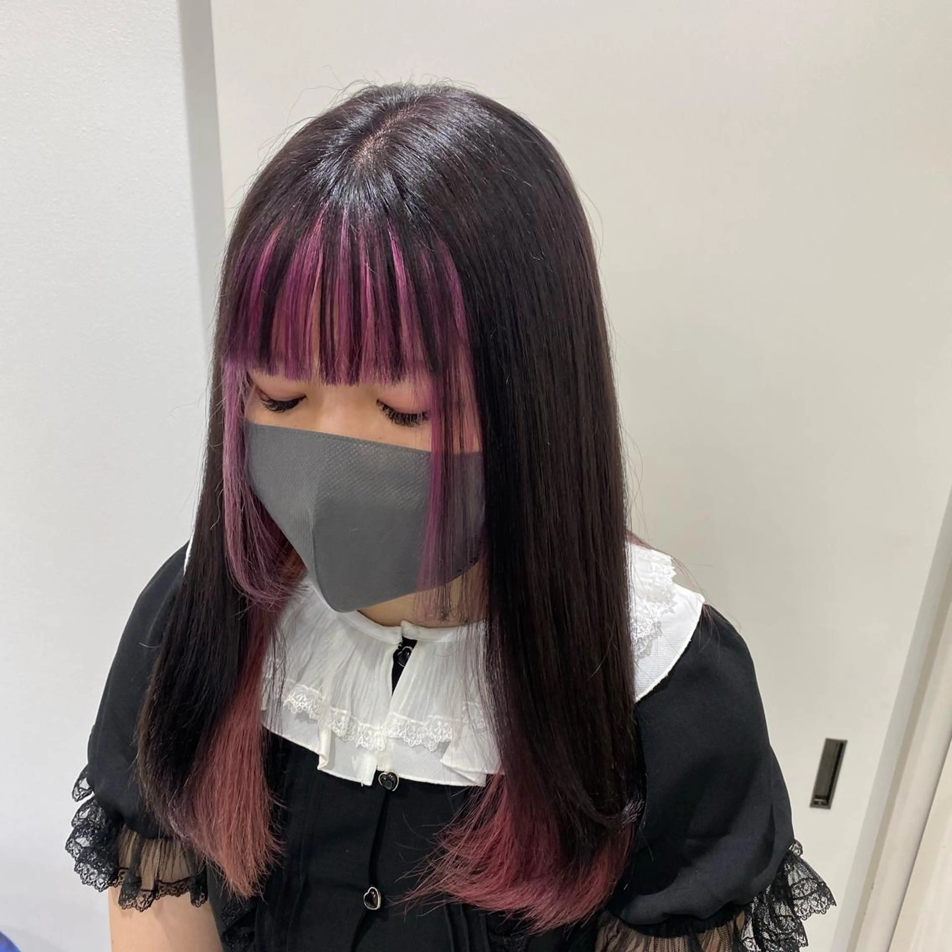 ロング カラー ブリーチ ピンクカラー 🍏すがの みき🍏のヘアスタイル