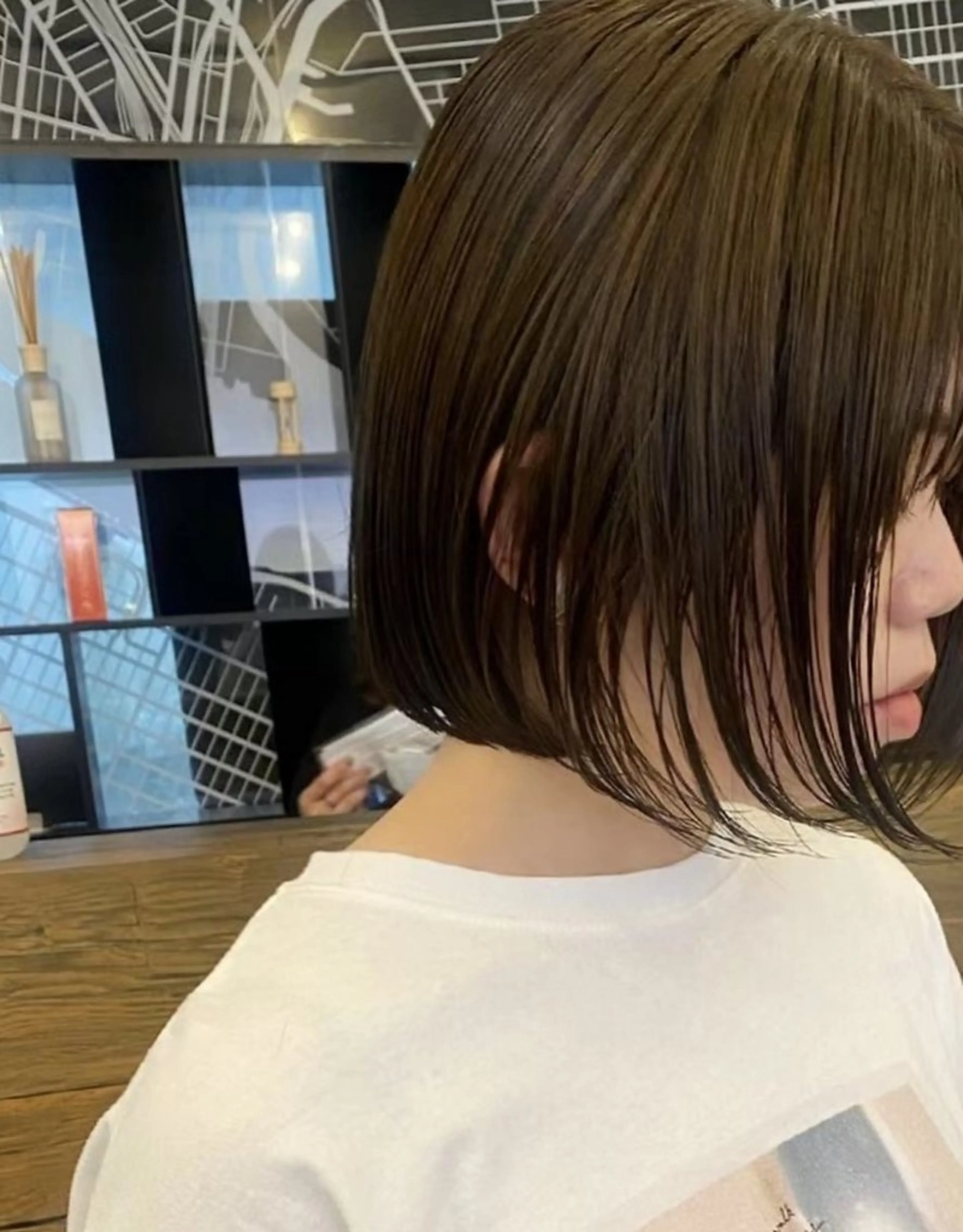カラー 江坂 misaki のヘアスタイル