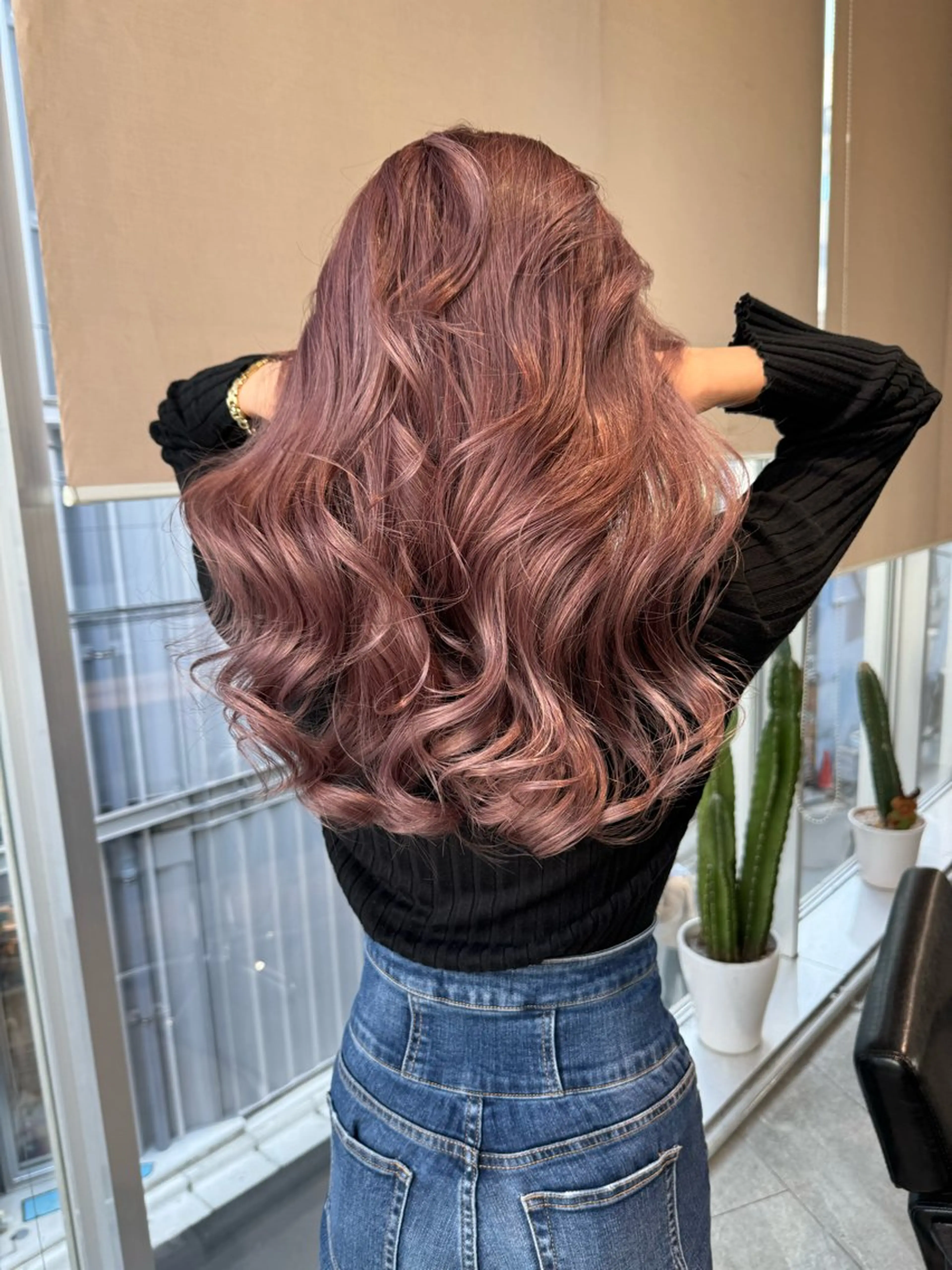 ロング カラー カット ヘアカラー トリートメント ヘアセット 💜ハイトーン💛 マジカルかいちゃんのヘアスタイル