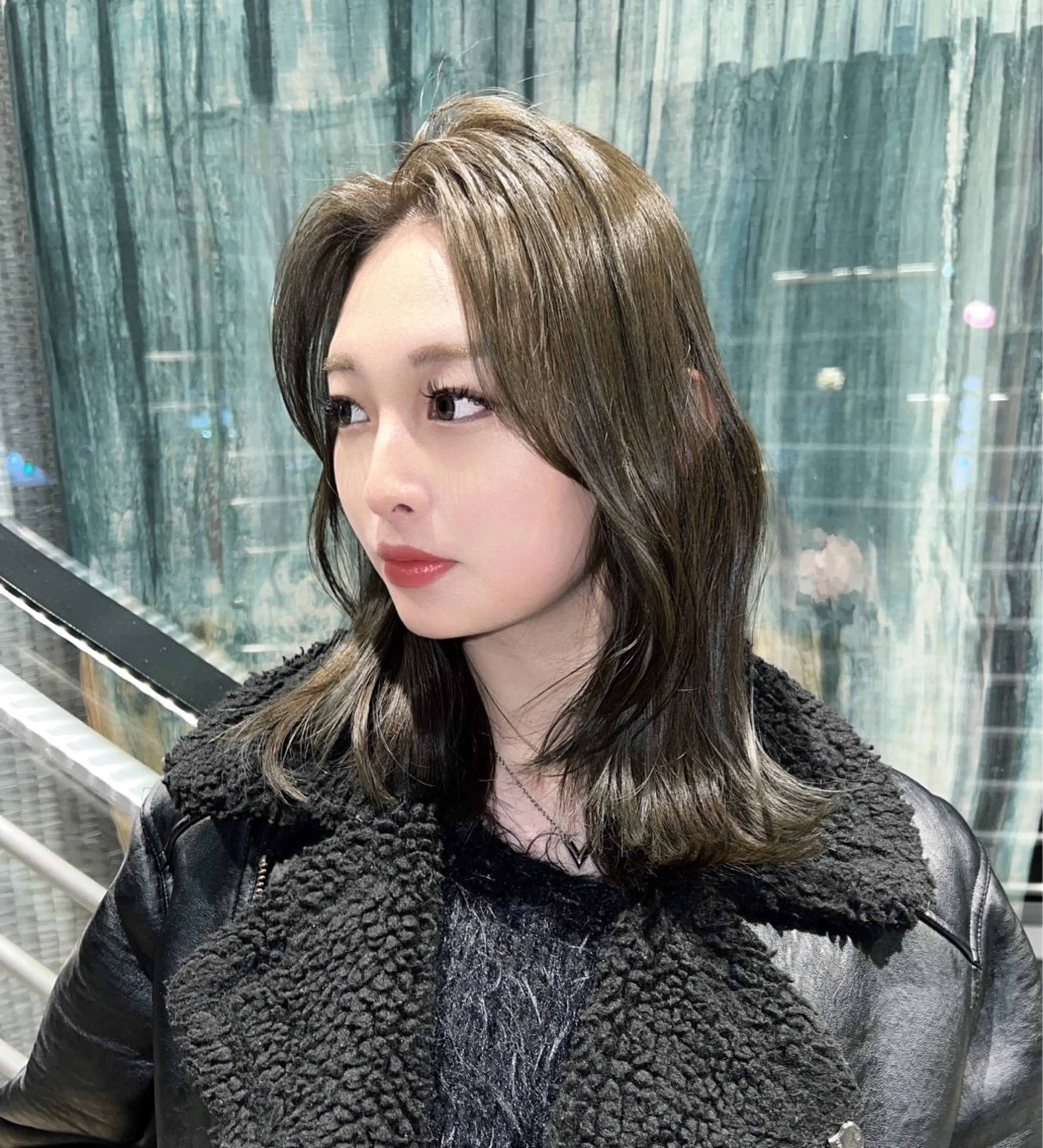 ミディアム カラー ベージュカラー オリーブベージュ オレンジ くびれヘア 韓国風ヘア Pocket仙台 💚モエリのヘアスタイル