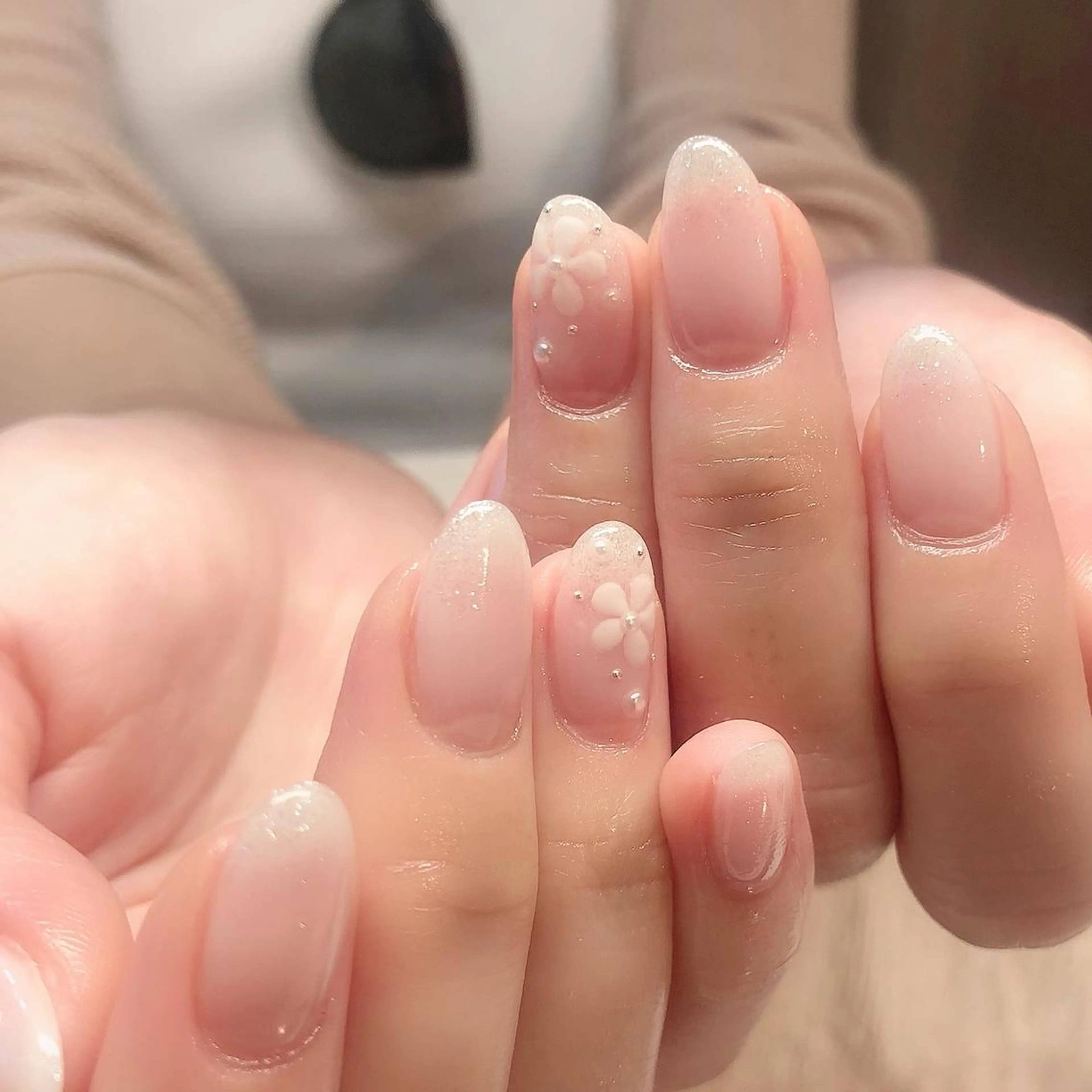 【銀座店ミニモ限定】パラジェル使用!他店オフ無料!ワンカラー!+(ストーン10粒orアート2本)7700円の写真