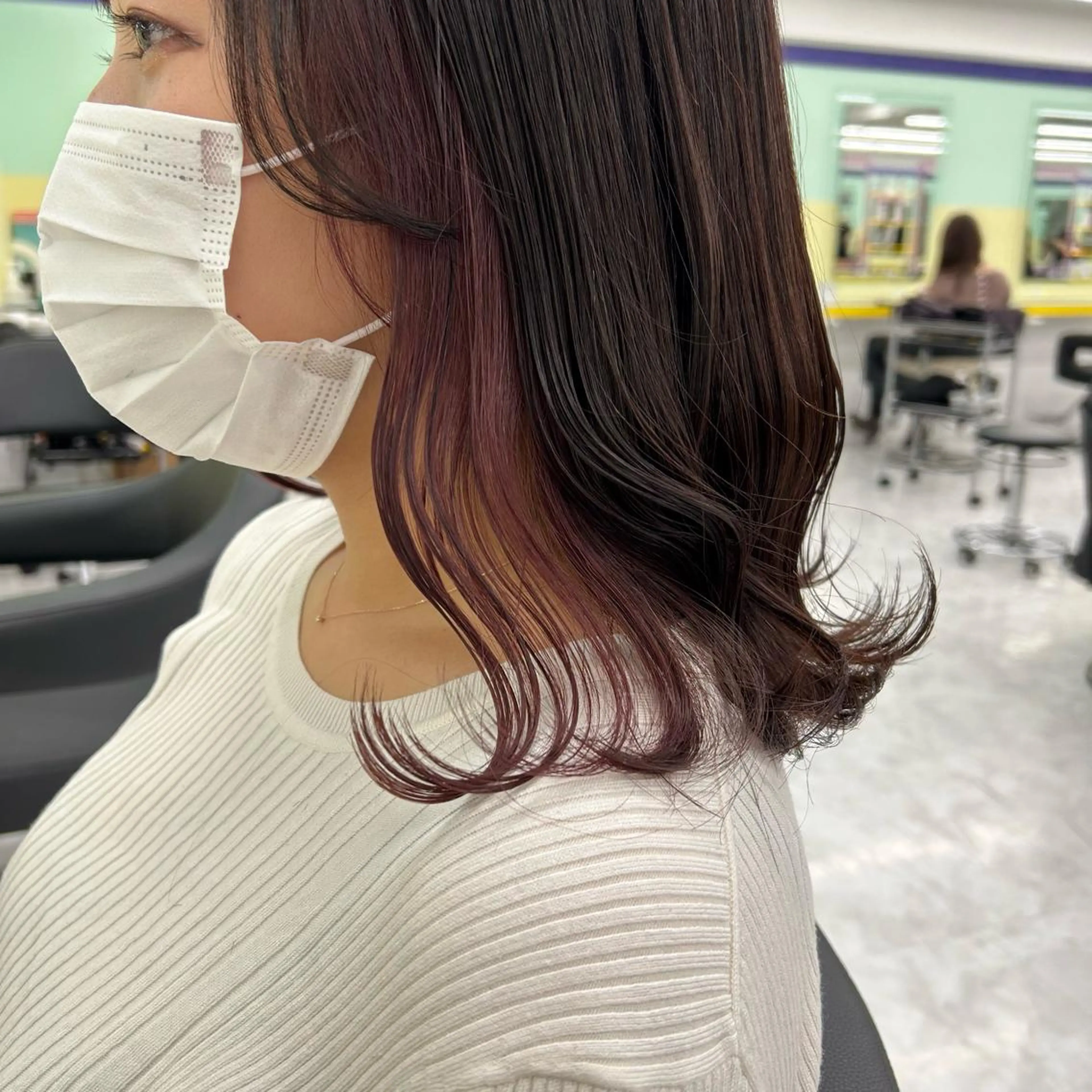 セミロング カラー ヘアアレンジ mai🍑暖色カラー /レイヤー💖のヘアスタイル