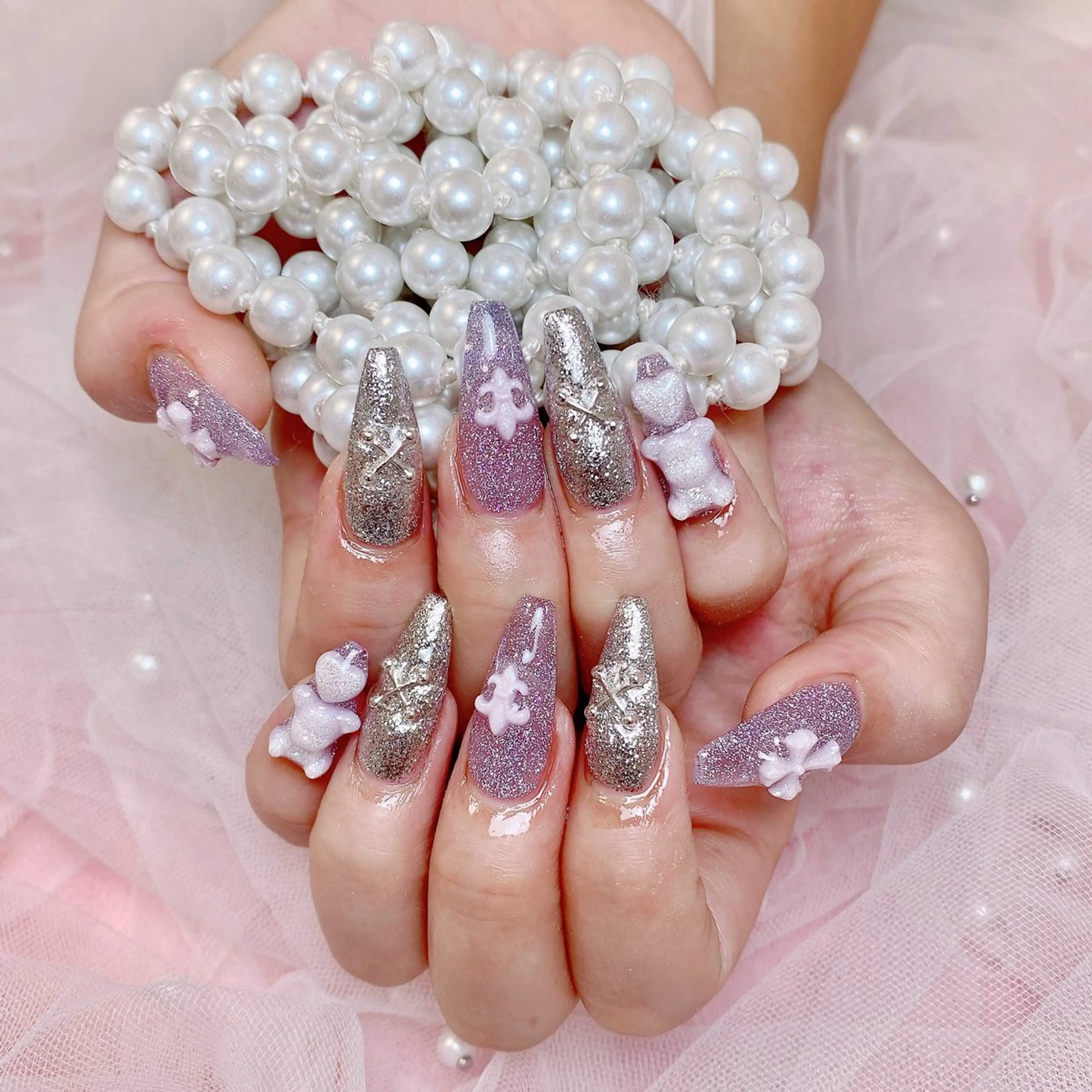 ネイル フレンチネイル ジェルネイル ハート 韓国ネイル マグネットネイル ハンドネイル ネイルサロン lotusのネイルデザイン