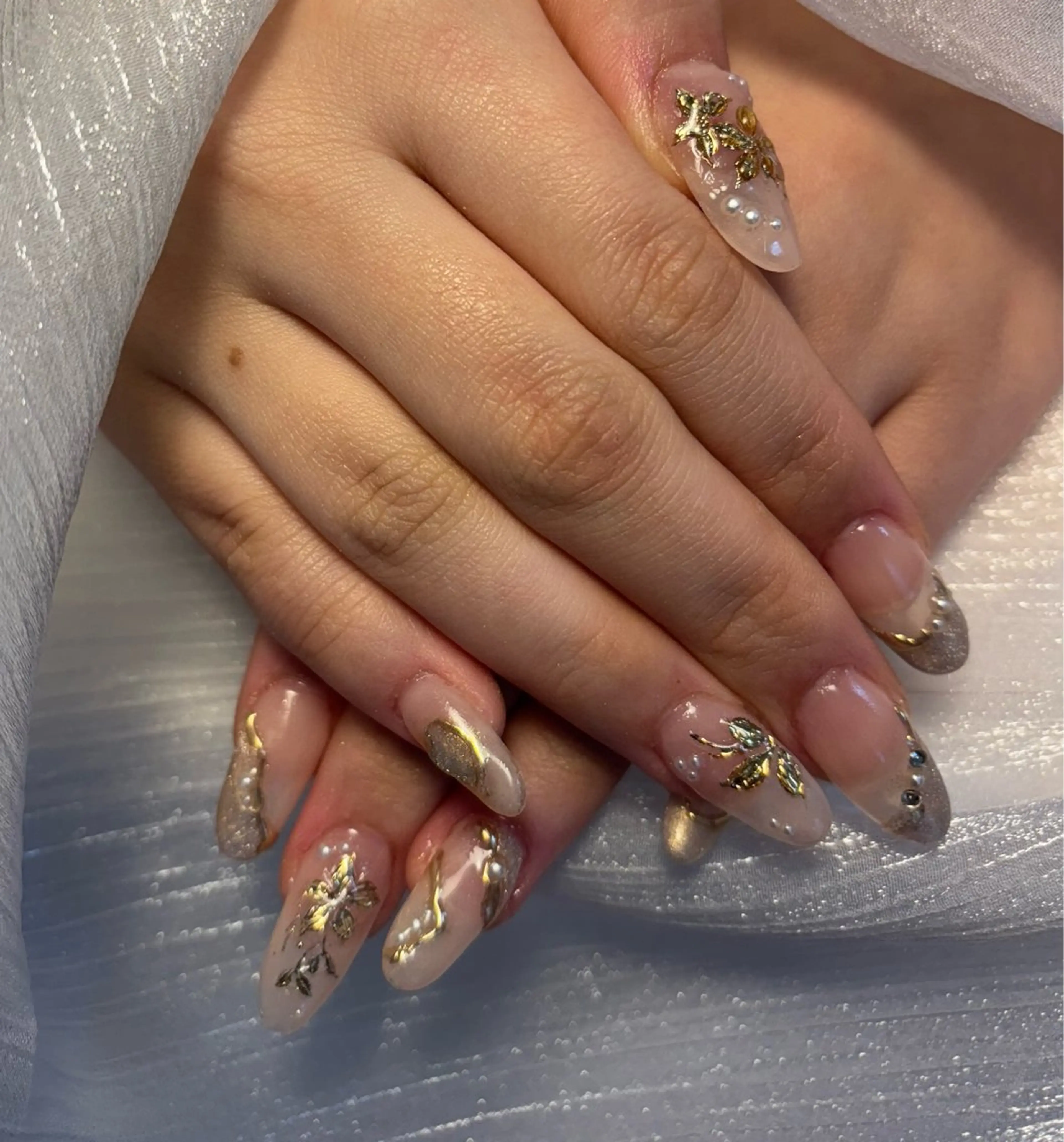 ネイル 成人式 ミラーネイル ハンドネイル Nail salon Natulalのネイルデザイン