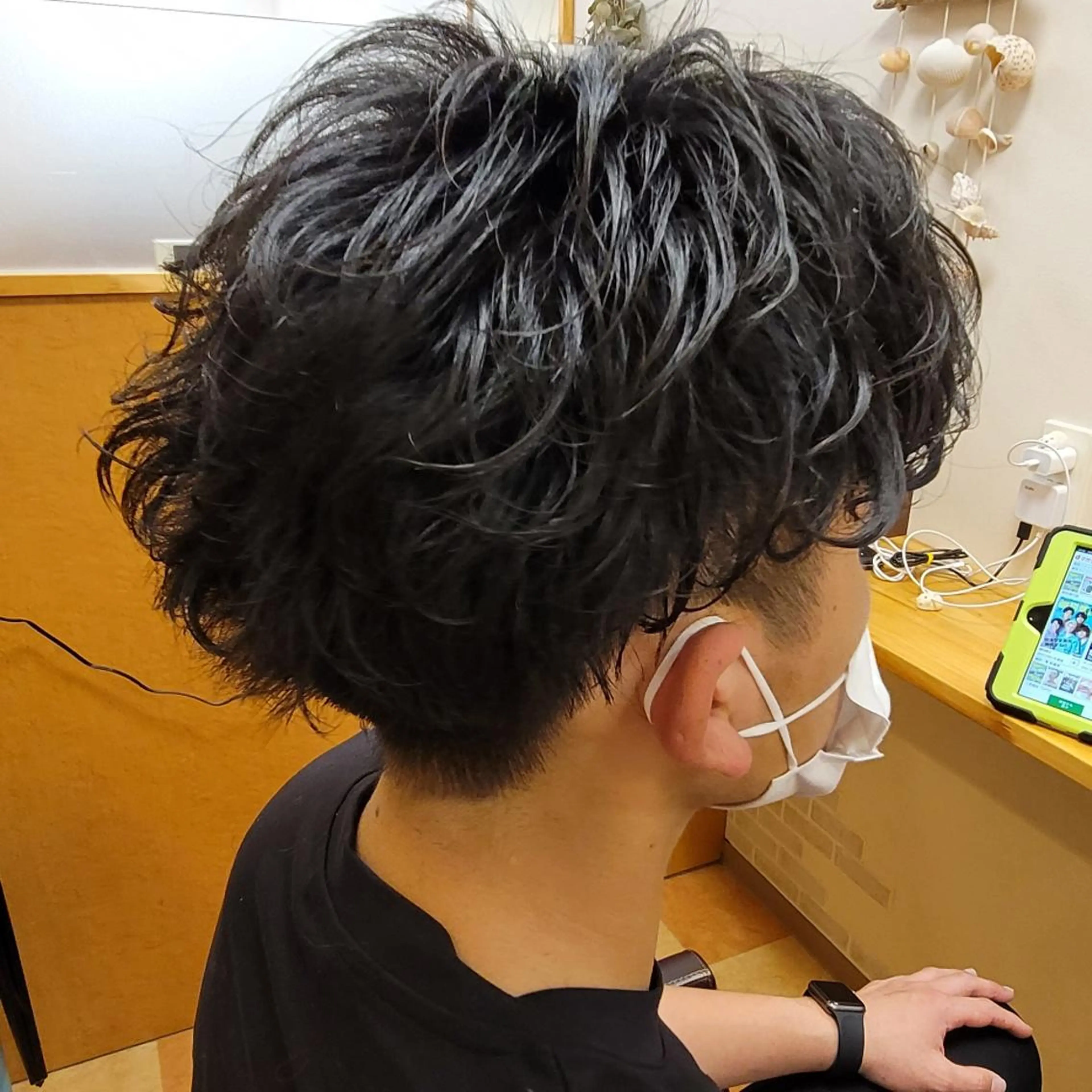 メンズ版くせ毛風パーマ＋カットの写真