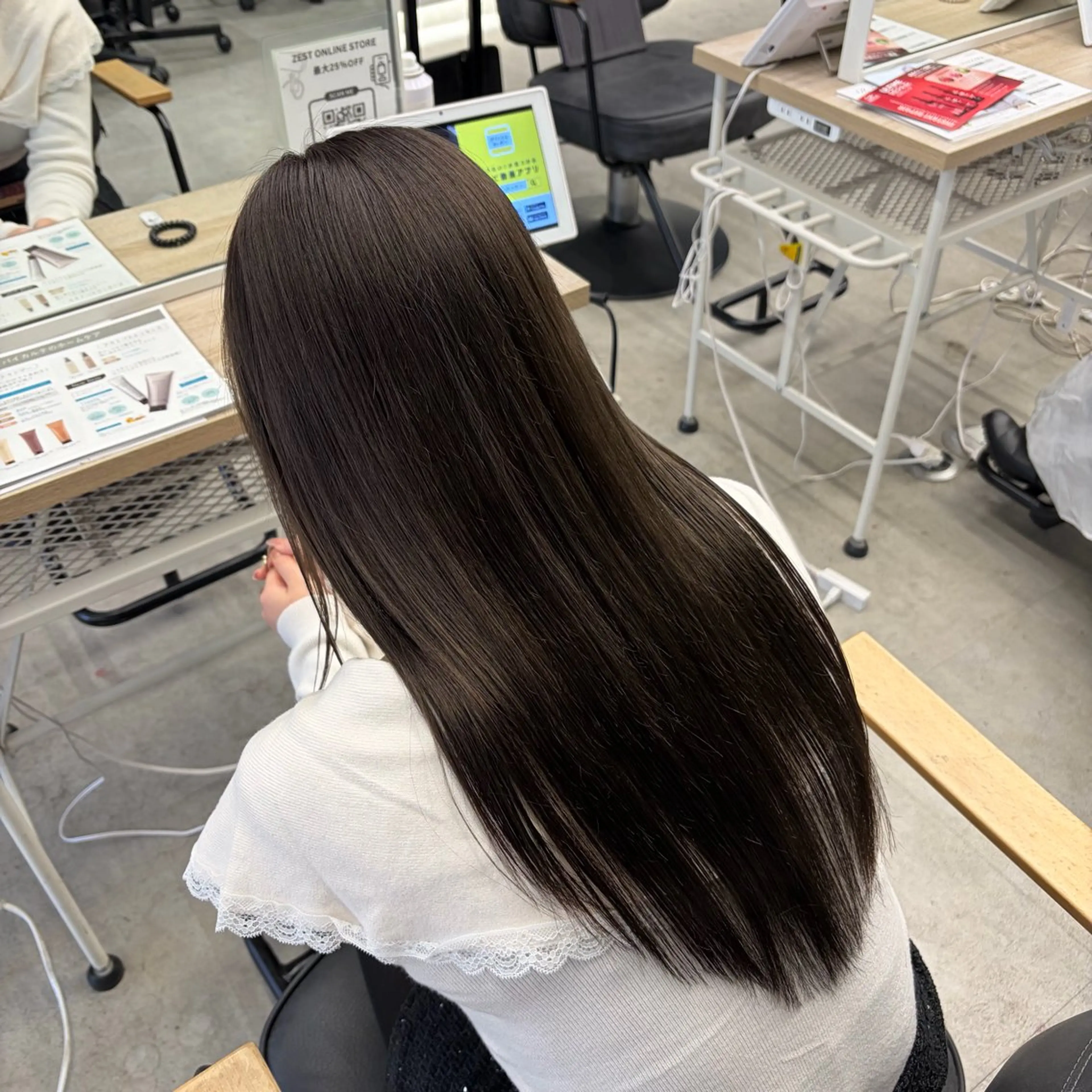 ロング カラー ヘアカラー ななみ.⋆𝜗𝜚 暖色艶カラー/まつパのヘアスタイル