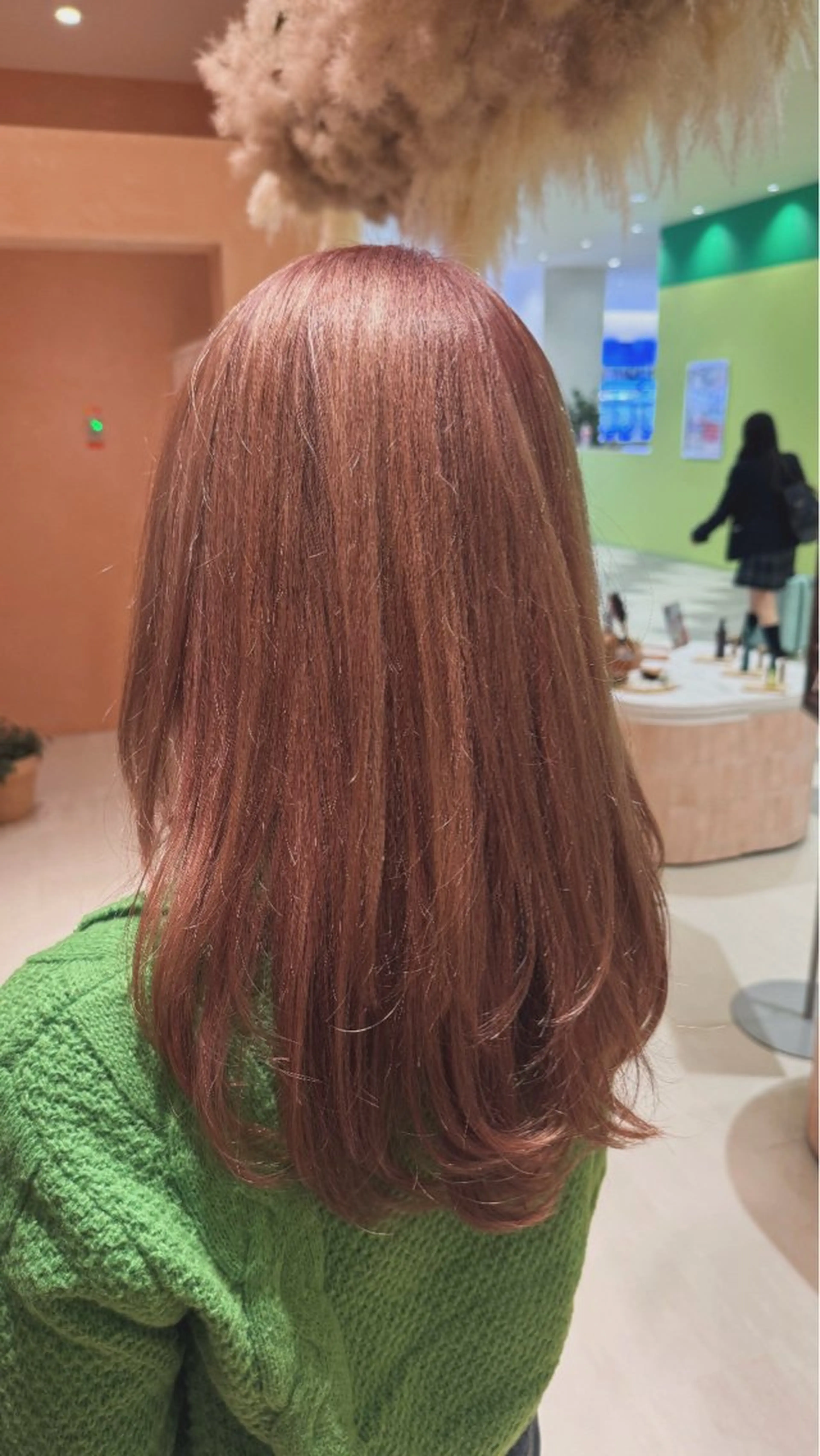 ロング カラー ベージュカラー ピンクカラー ピンクベージュ ヘアカラー 🌏tricot AVEDA 上地のヘアスタイル