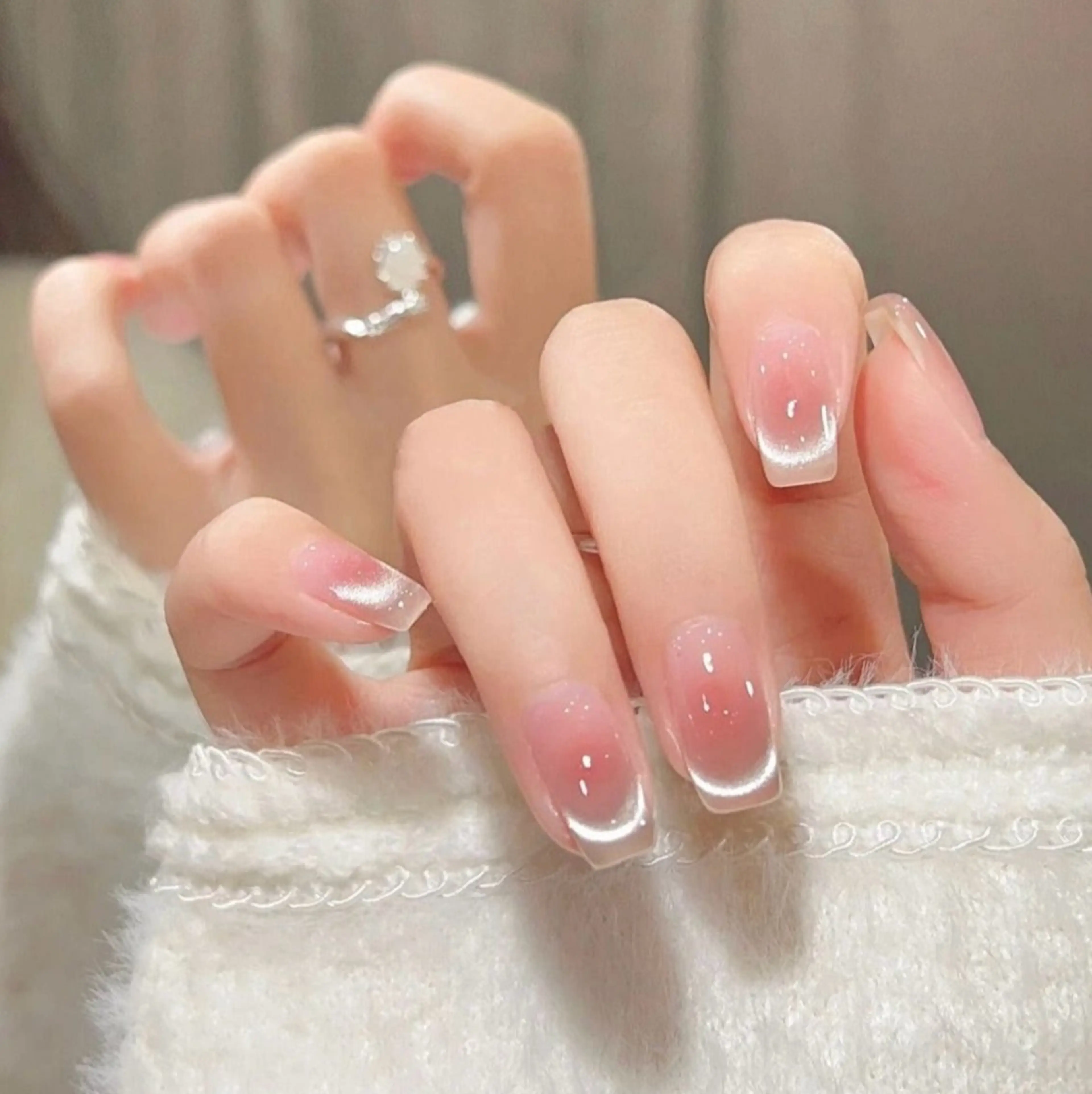 チーク➕マグネット／ミラー／フラッシュのフレンチネイル🎀の写真