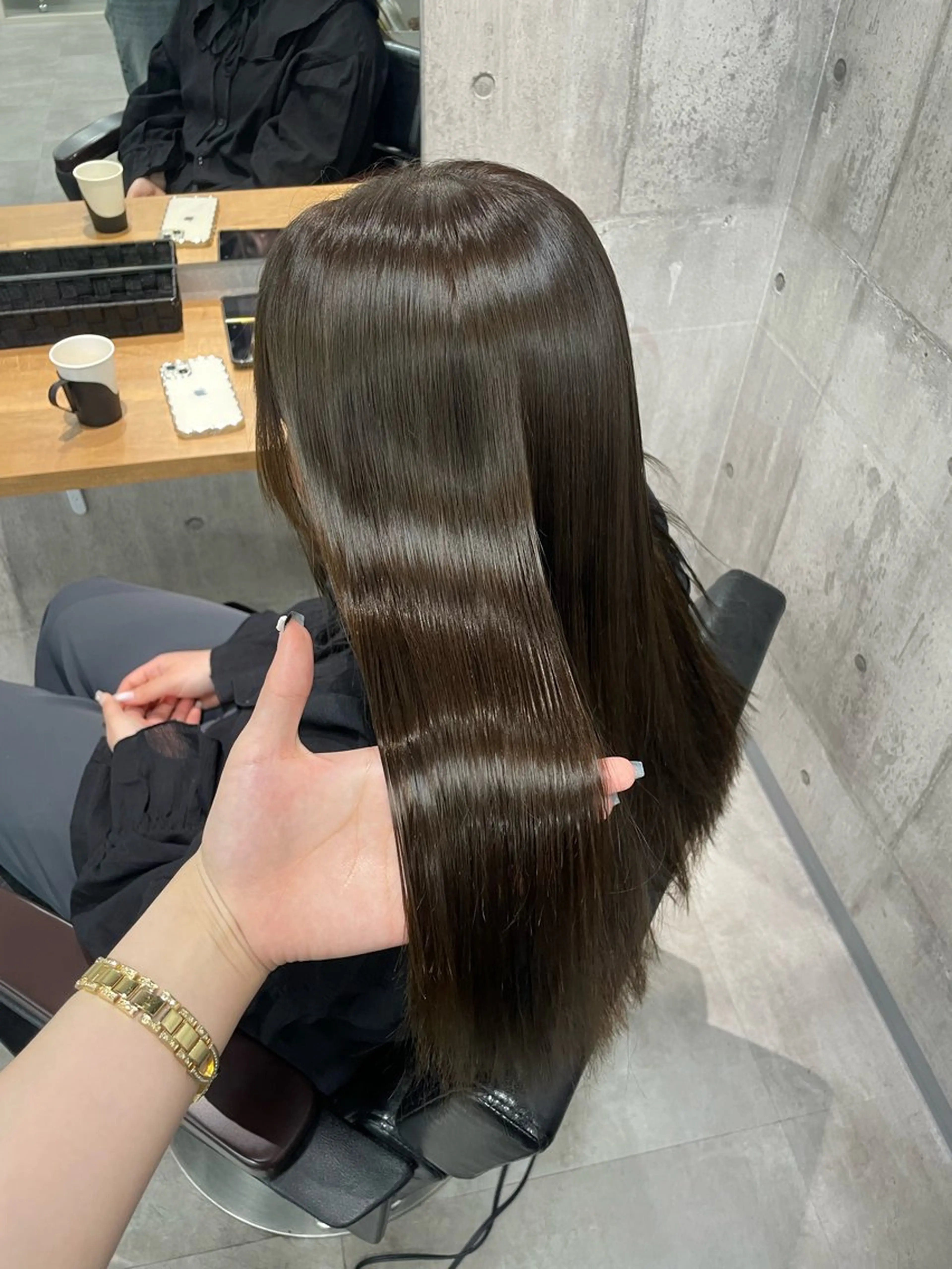 ロング カット ヘアカラー トリートメント ayano /レイヤー/艶カラーのヘアスタイル