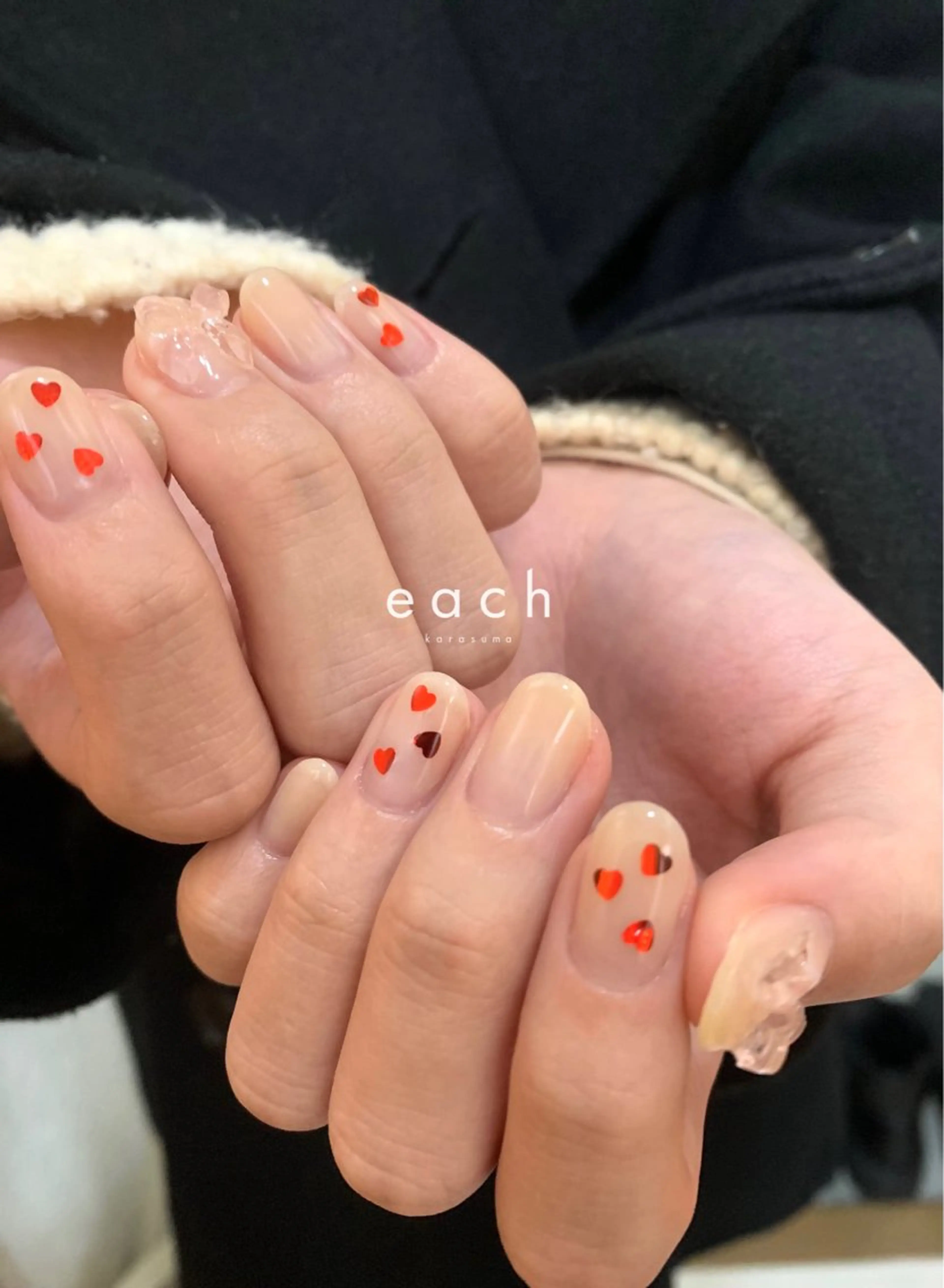 ネイル each Hibikiのネイルデザイン