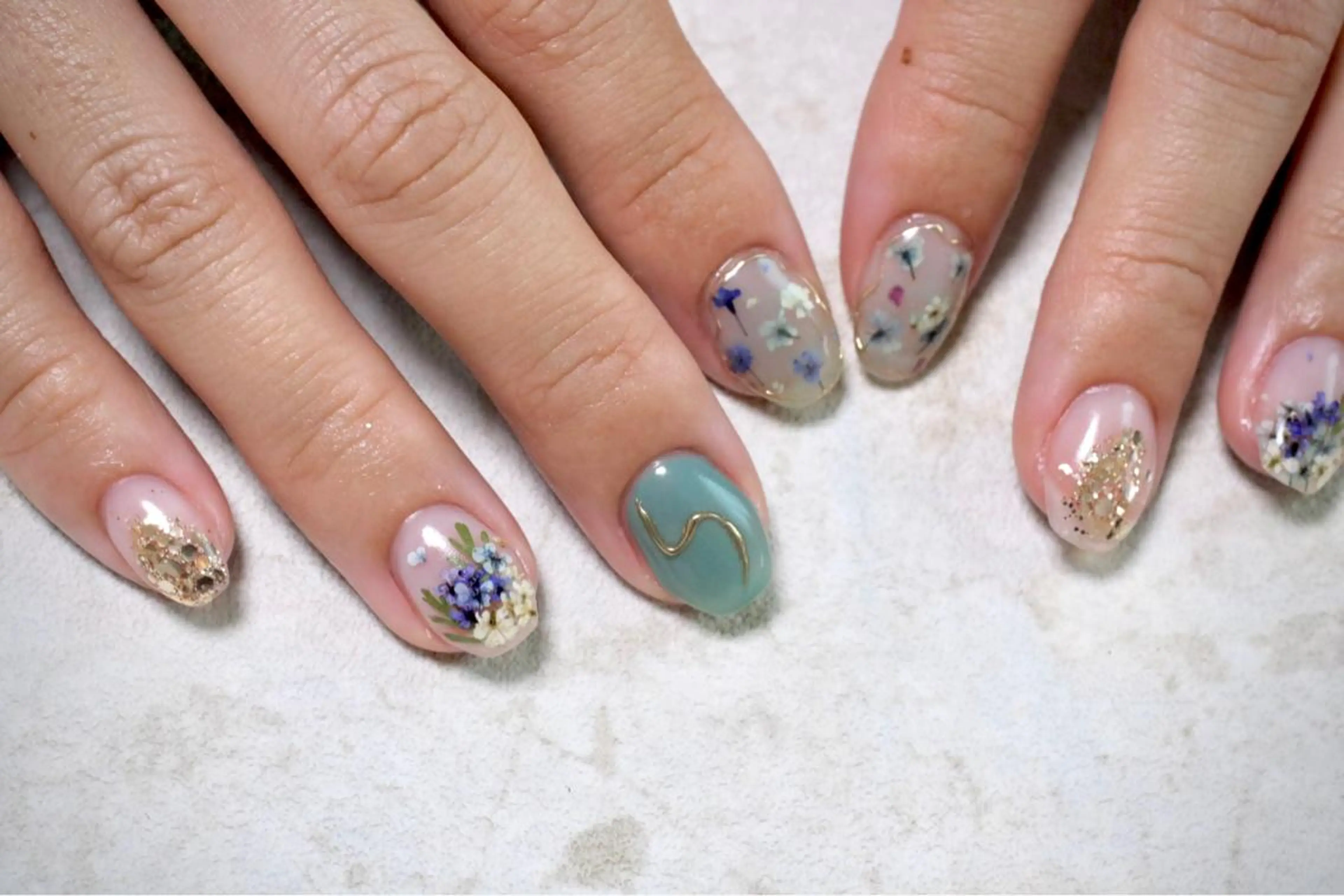 ネイル ハンドネイル MH Nailのネイルデザイン