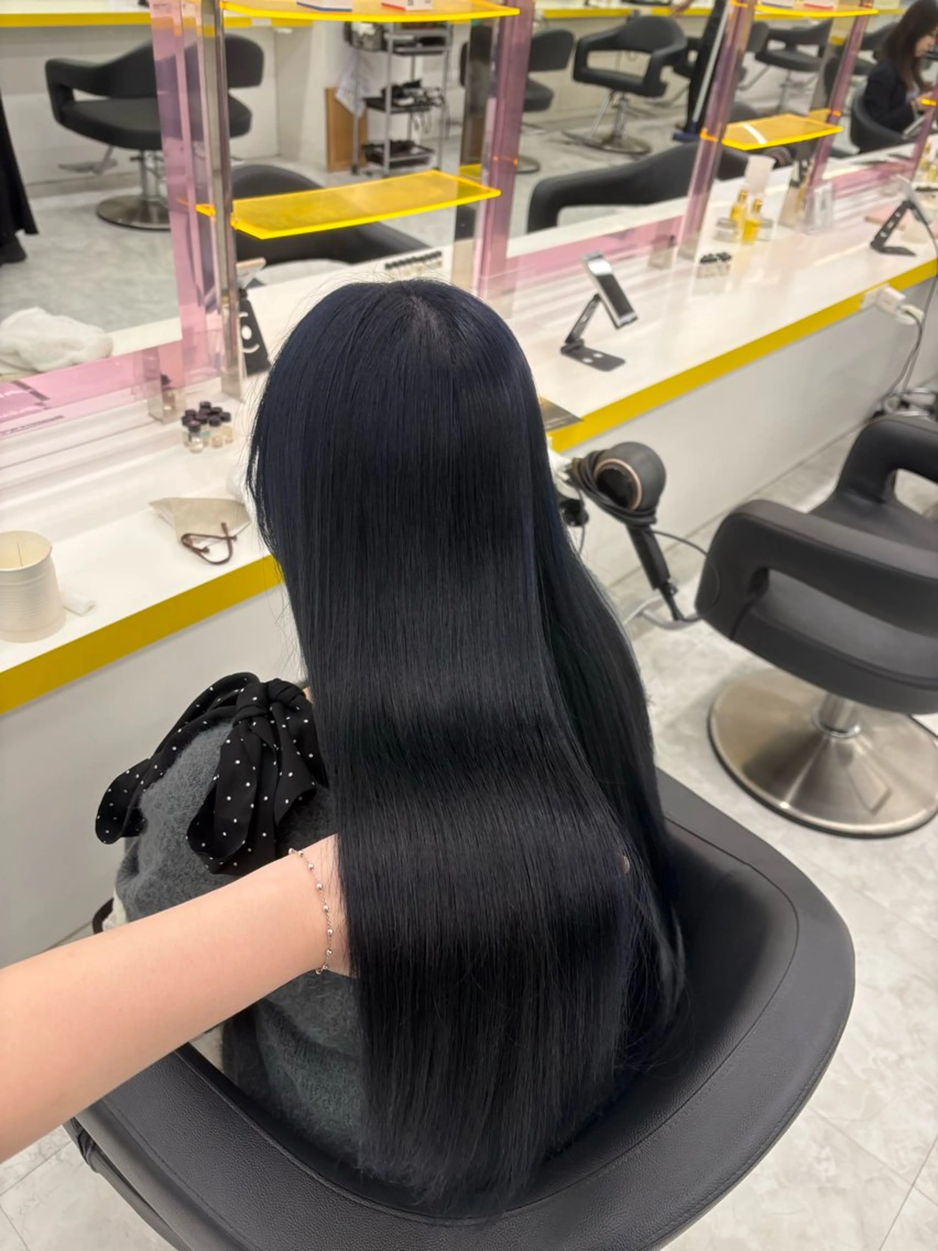 ロング カラー ヘアカラー トリートメント ベージュ×レイヤー 🤎横浜/miu🤎のヘアスタイル