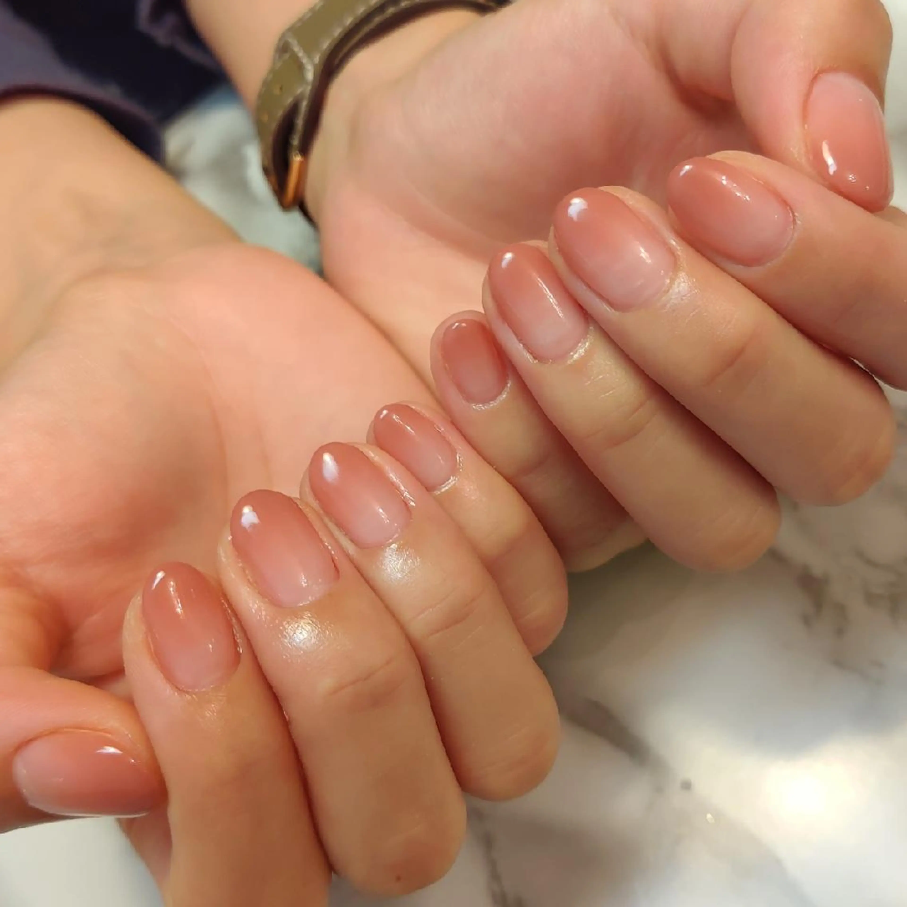 ネイル グラデーション ジェヌインネイル 河内のネイルデザイン