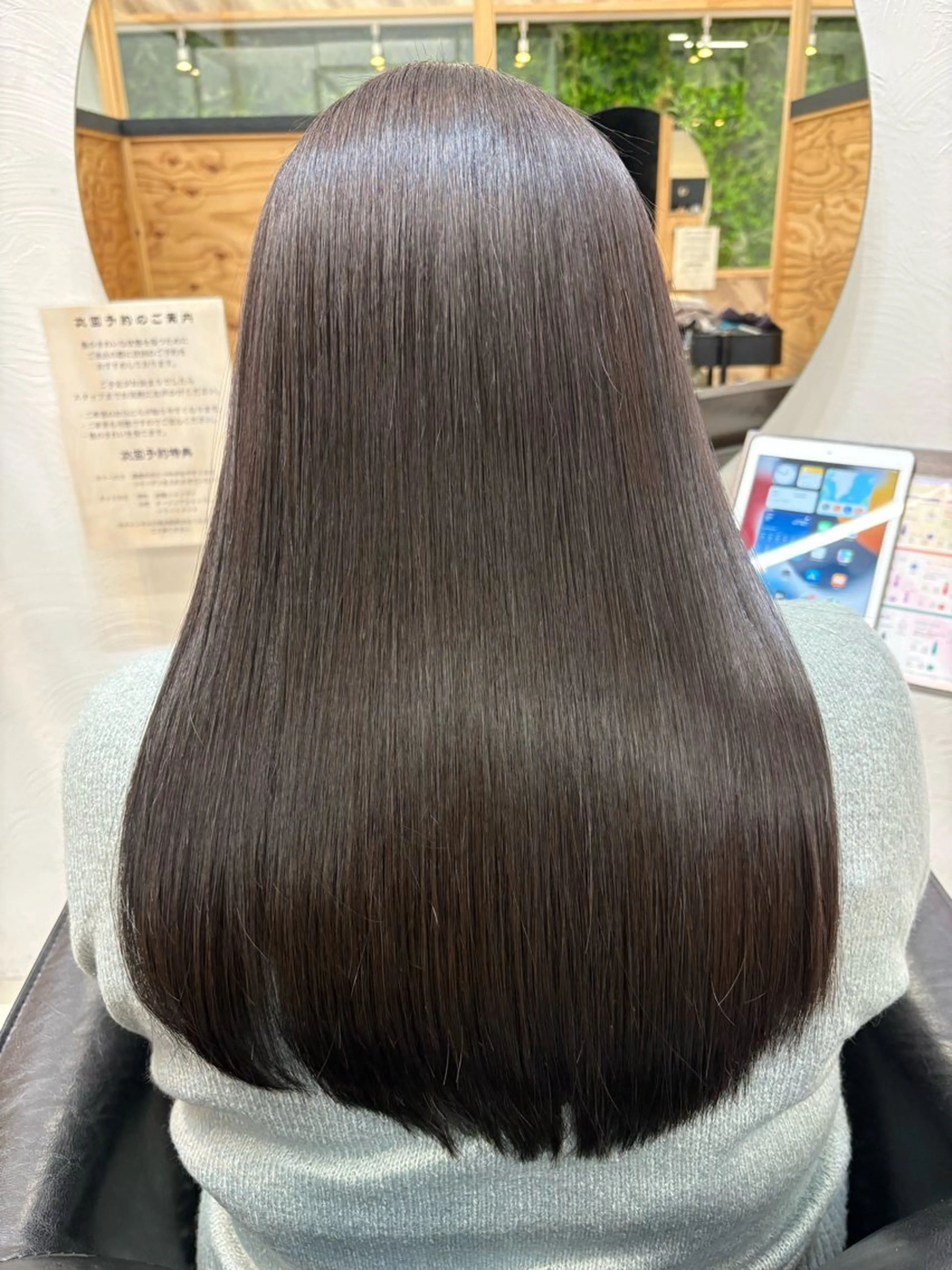 ロング イシイ　リョウコ 縮毛矯正×ショートのヘアスタイル