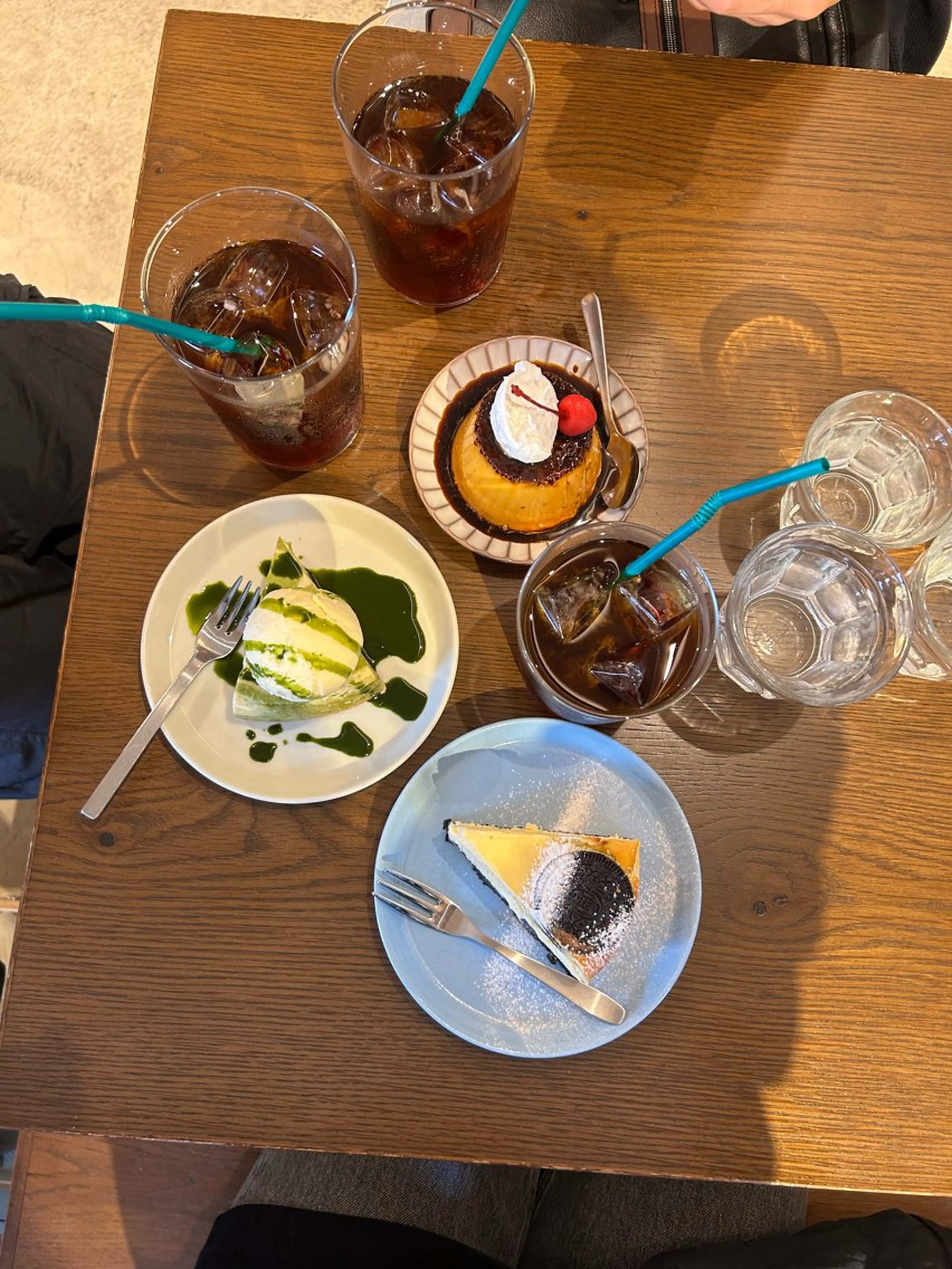 ミディアム カラー パーマ ヘアアレンジ アニメ,Vオタク× 即効痩せエステサロンのエステ・リラクイメージ