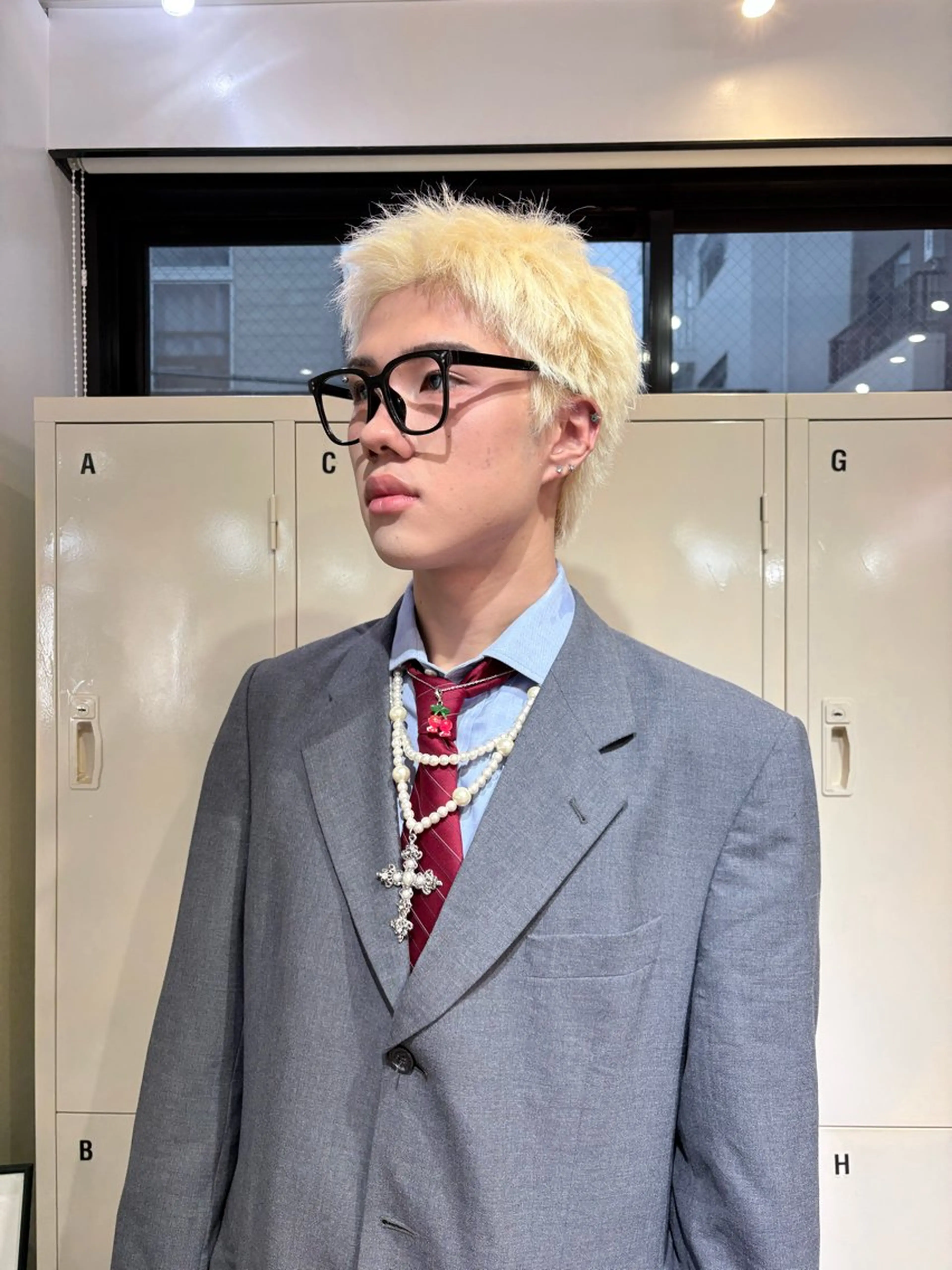 メンズ ヘアカラー トリートメント ヘアセット 🧤高明度ハイトーン 🧤莉音のヘアスタイル