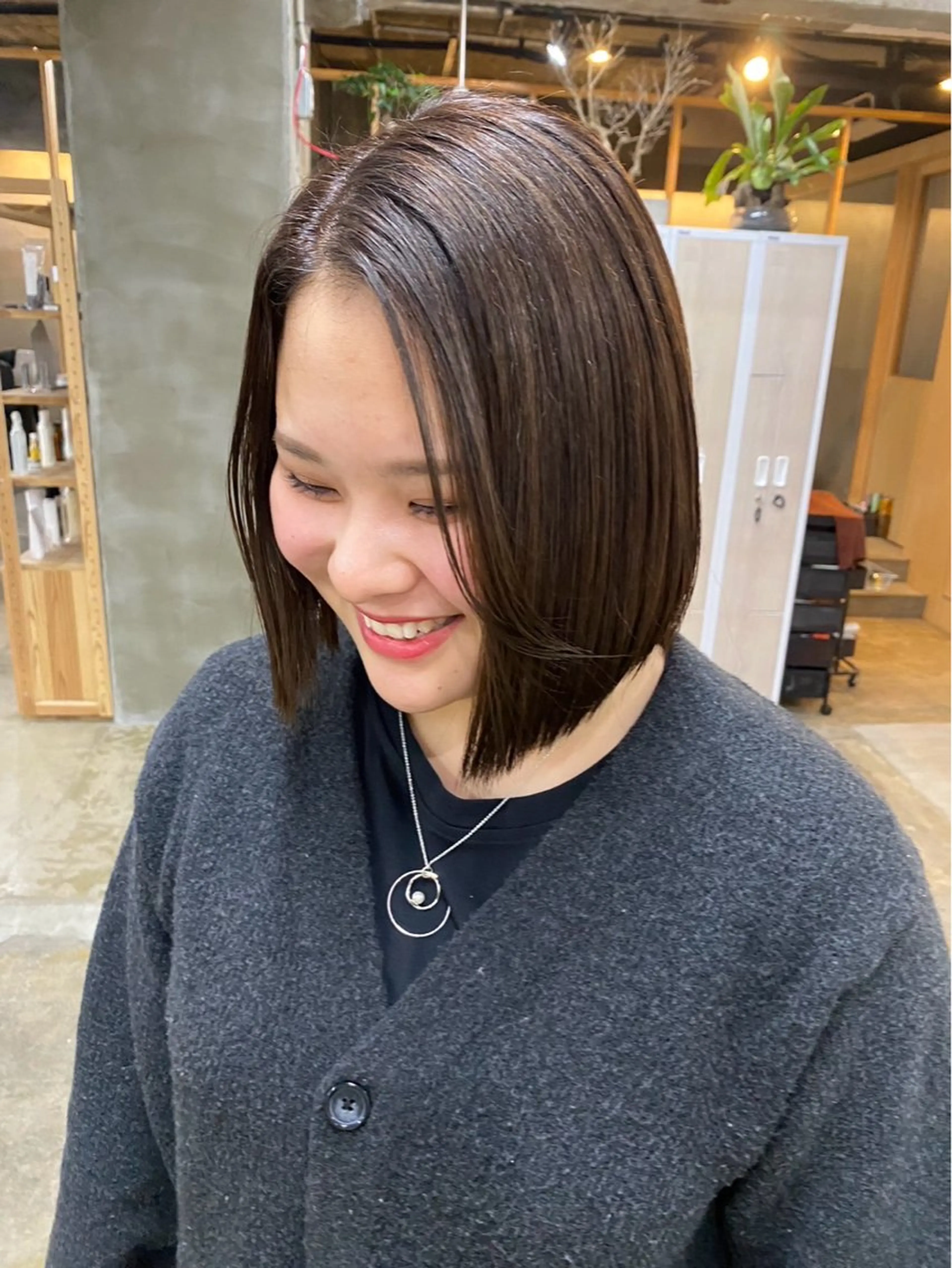 ミディアム ボブ シミズ アスカのヘアスタイル