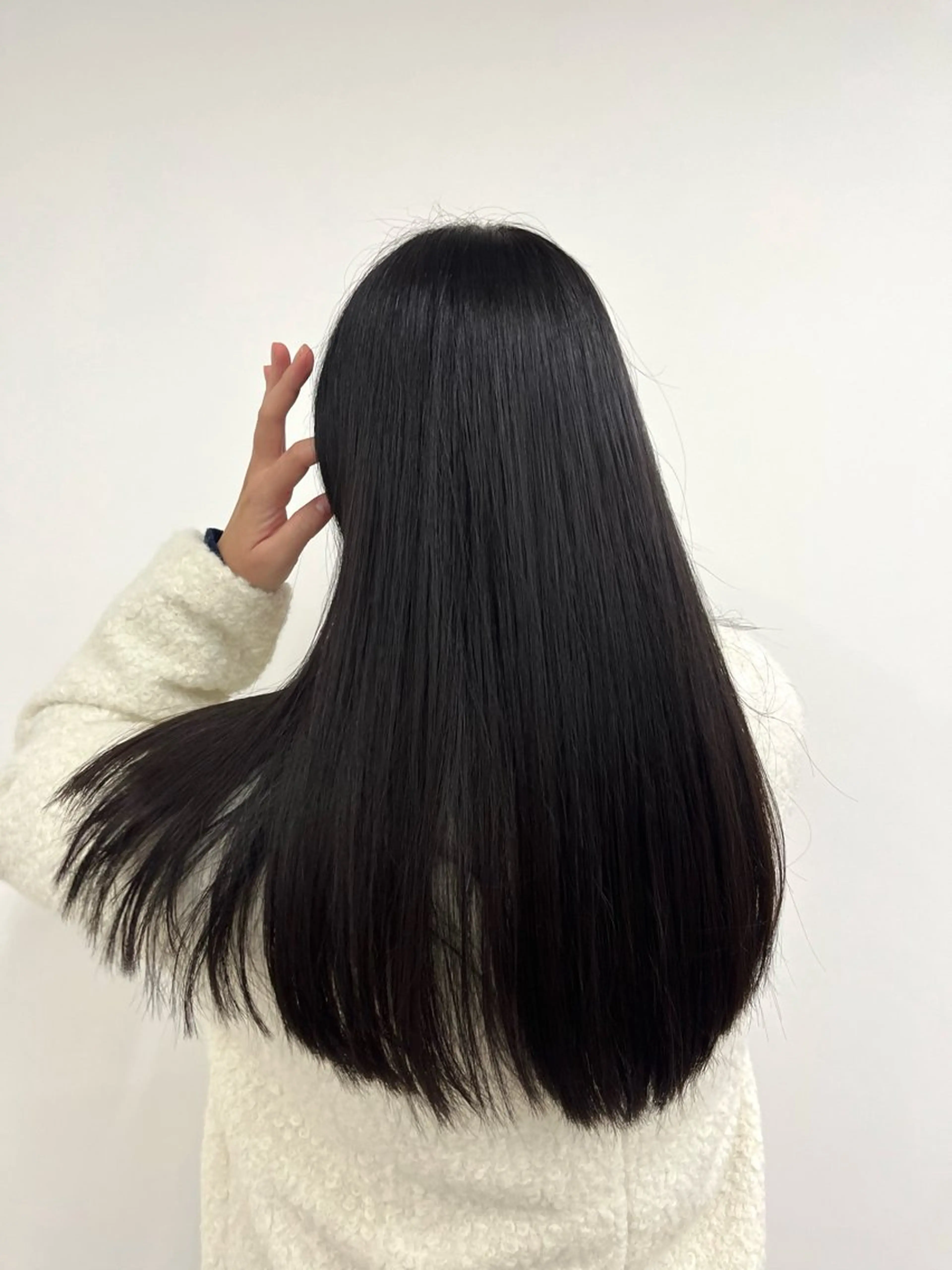 ロング 阪本 桃のヘアスタイル