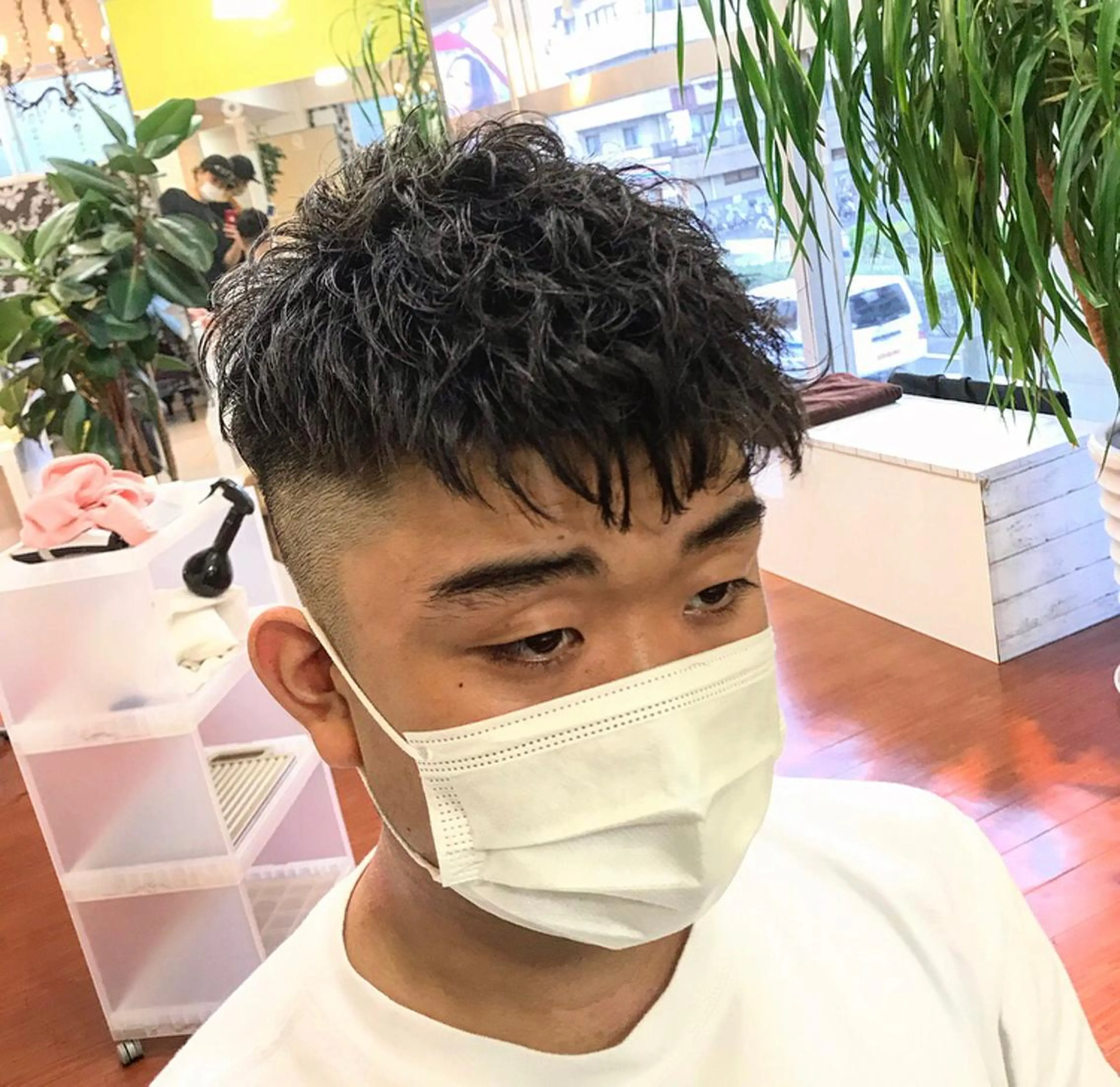 メンズ フェードカット ヨシダ トオルのヘアスタイル