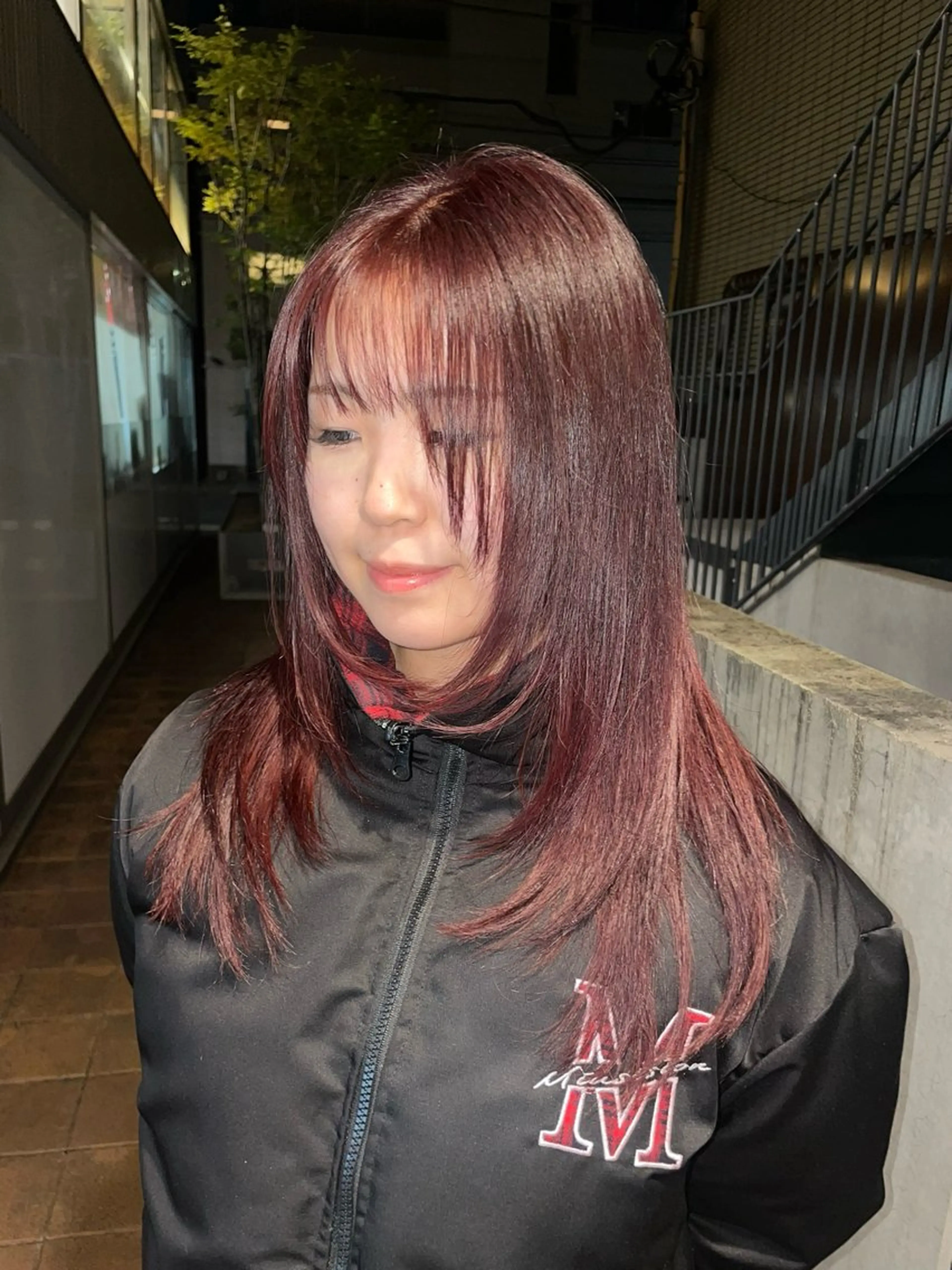 セミロング カラー ブリーチ ブリーチなしカラー ヘアカラー リカ/ハイトーン ・オリーブ🍀のヘアスタイル