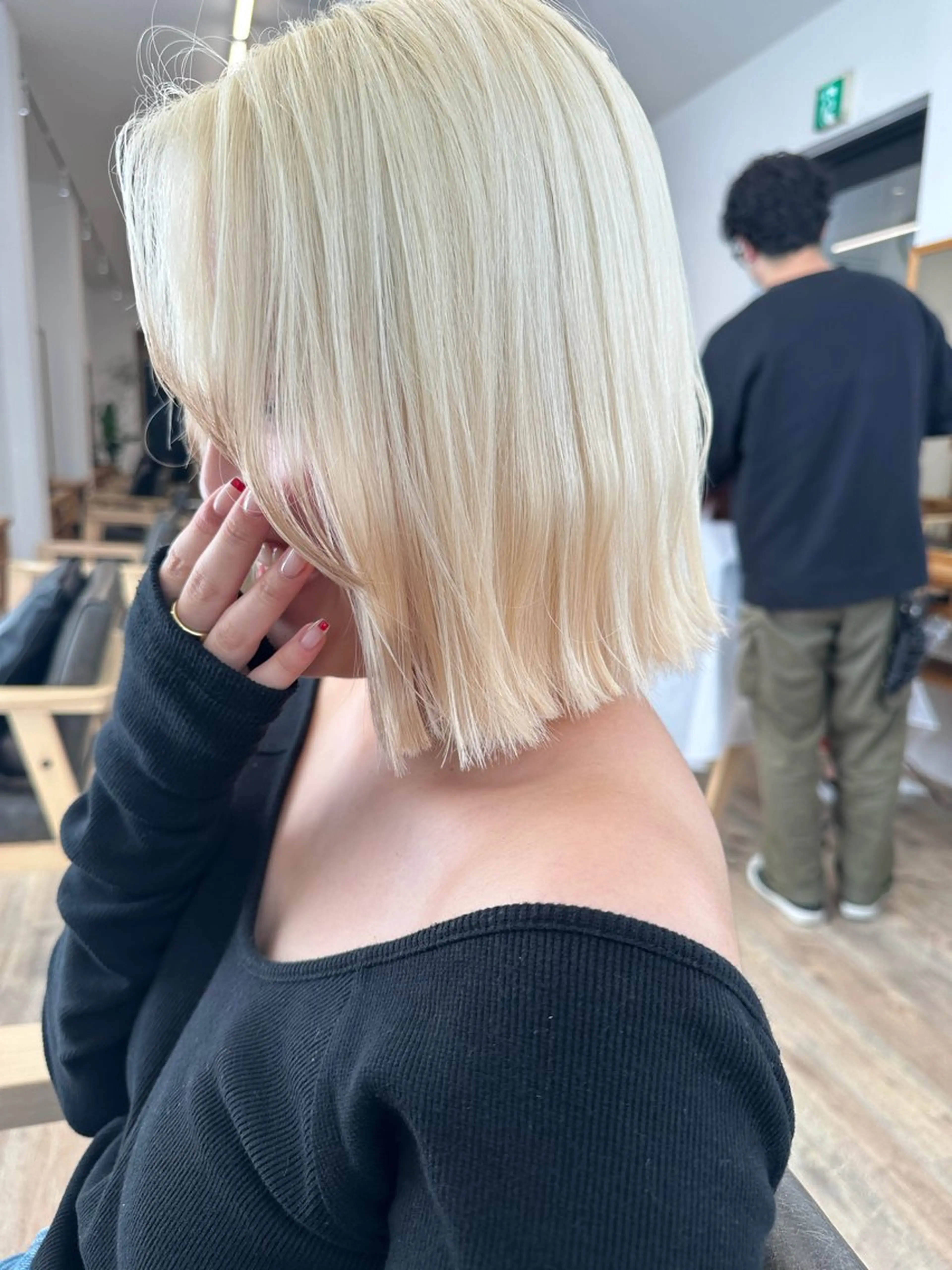 ミディアム ヤスドミ ケイスケのヘアスタイル