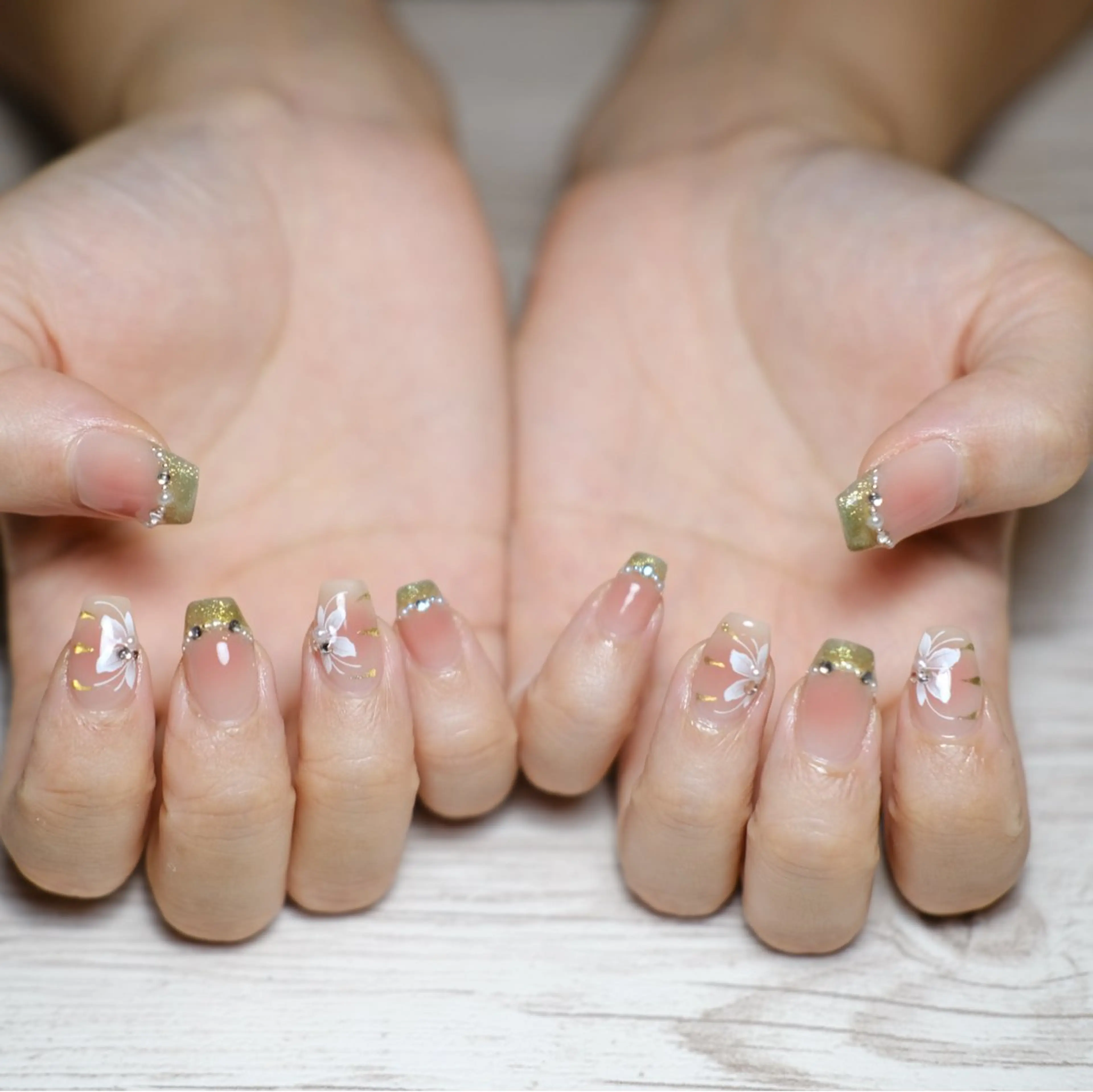 ネイル ハンドネイル July nail salonのネイルデザイン