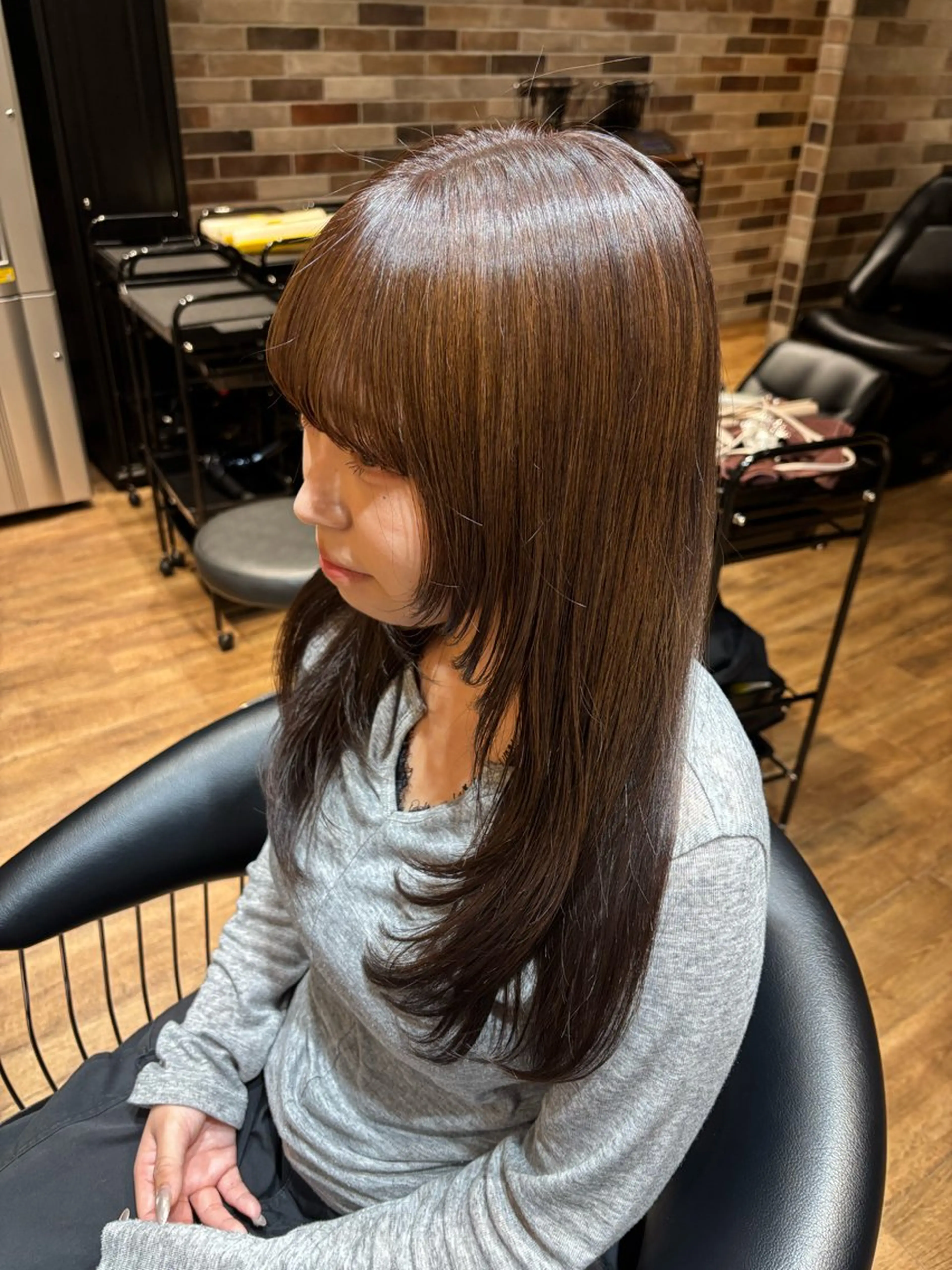 ロング レイヤーカット LUCIE立川 SARIIのヘアスタイル