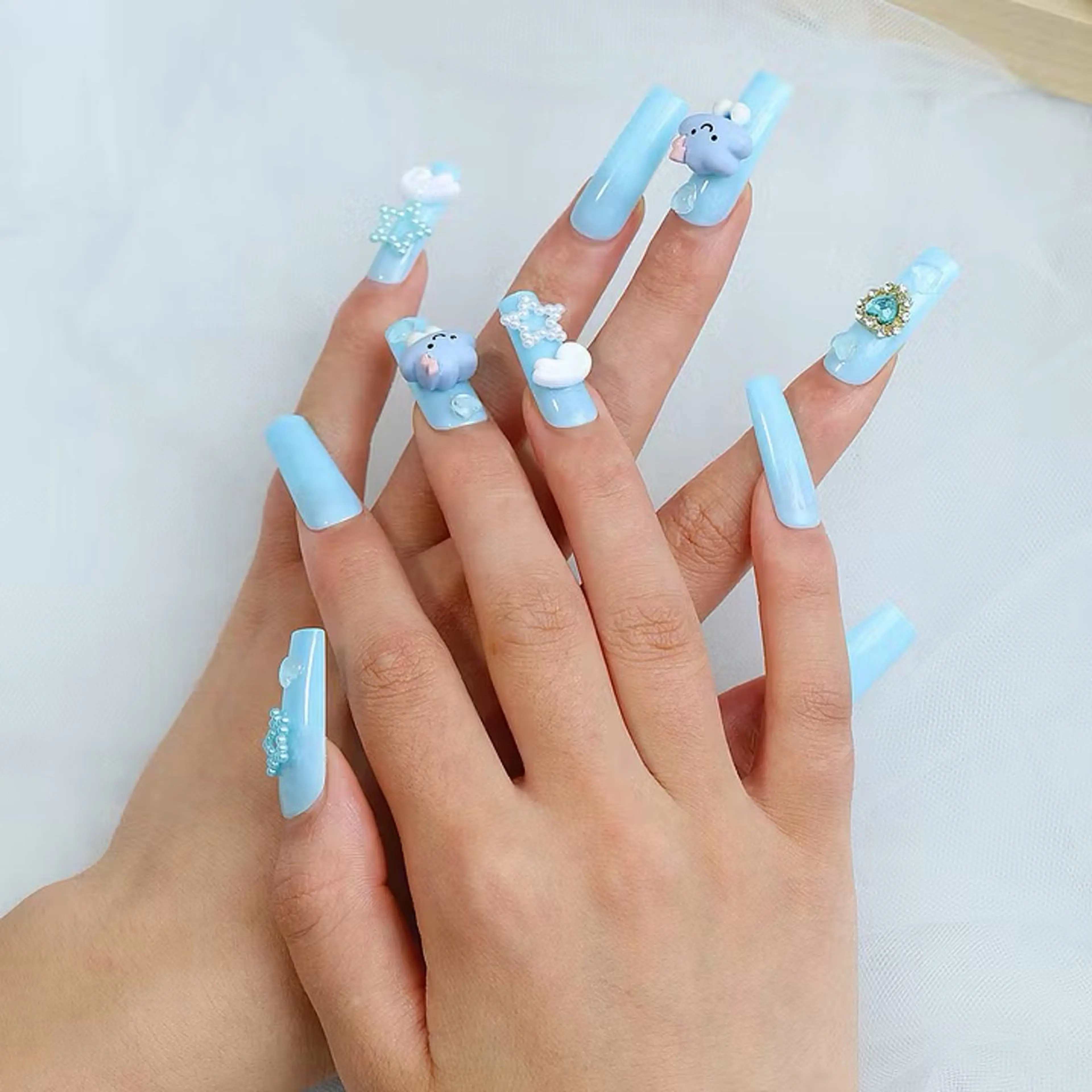 ネイル チークネイル フットネイル フレンチネイル グラデーション 韓国ネイル YUKI NAILのネイルデザイン