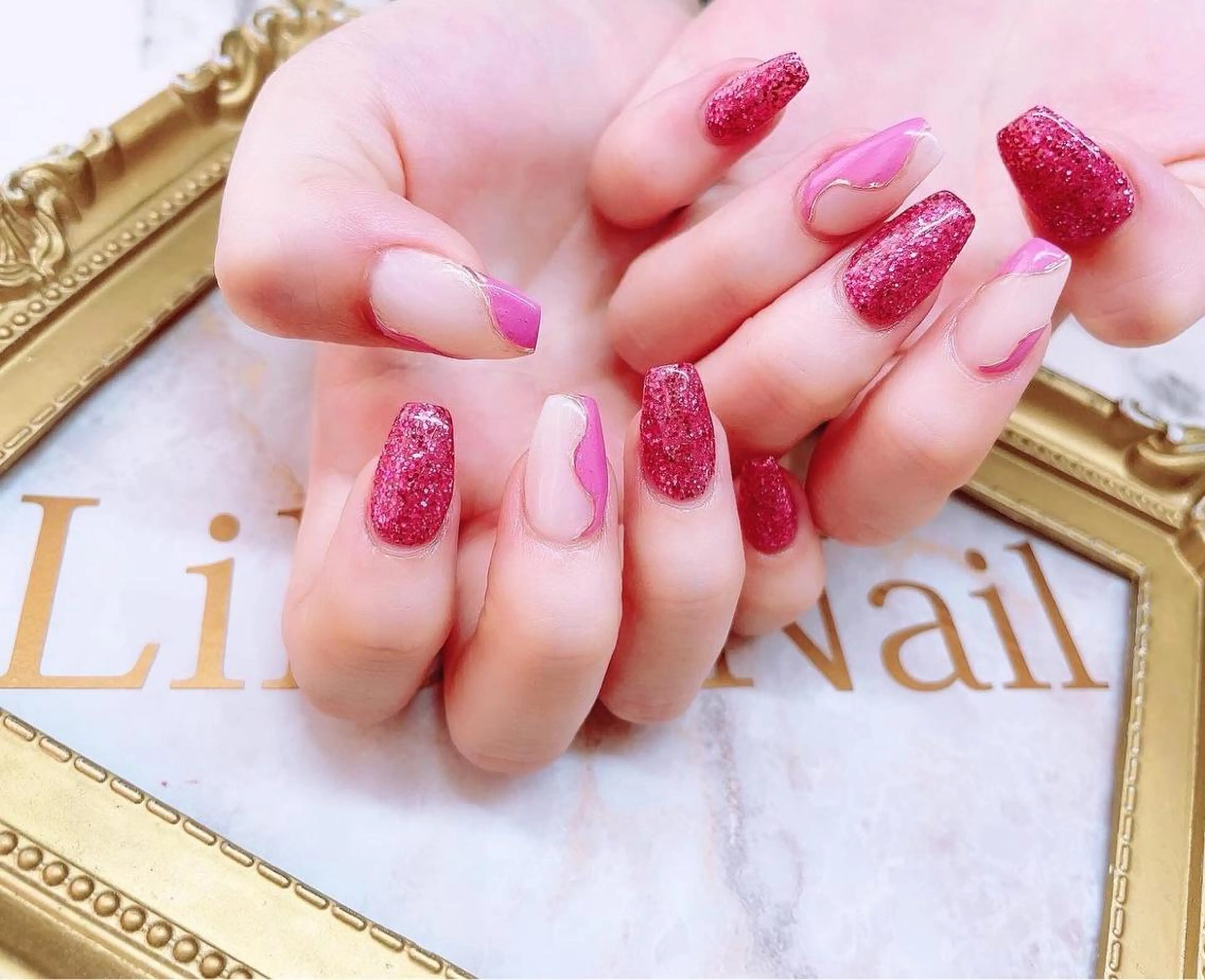 ネイル フレンチネイル ジェルネイル グラデーション ハードジェル キラキラネイル Lilas Nailのネイルデザイン
