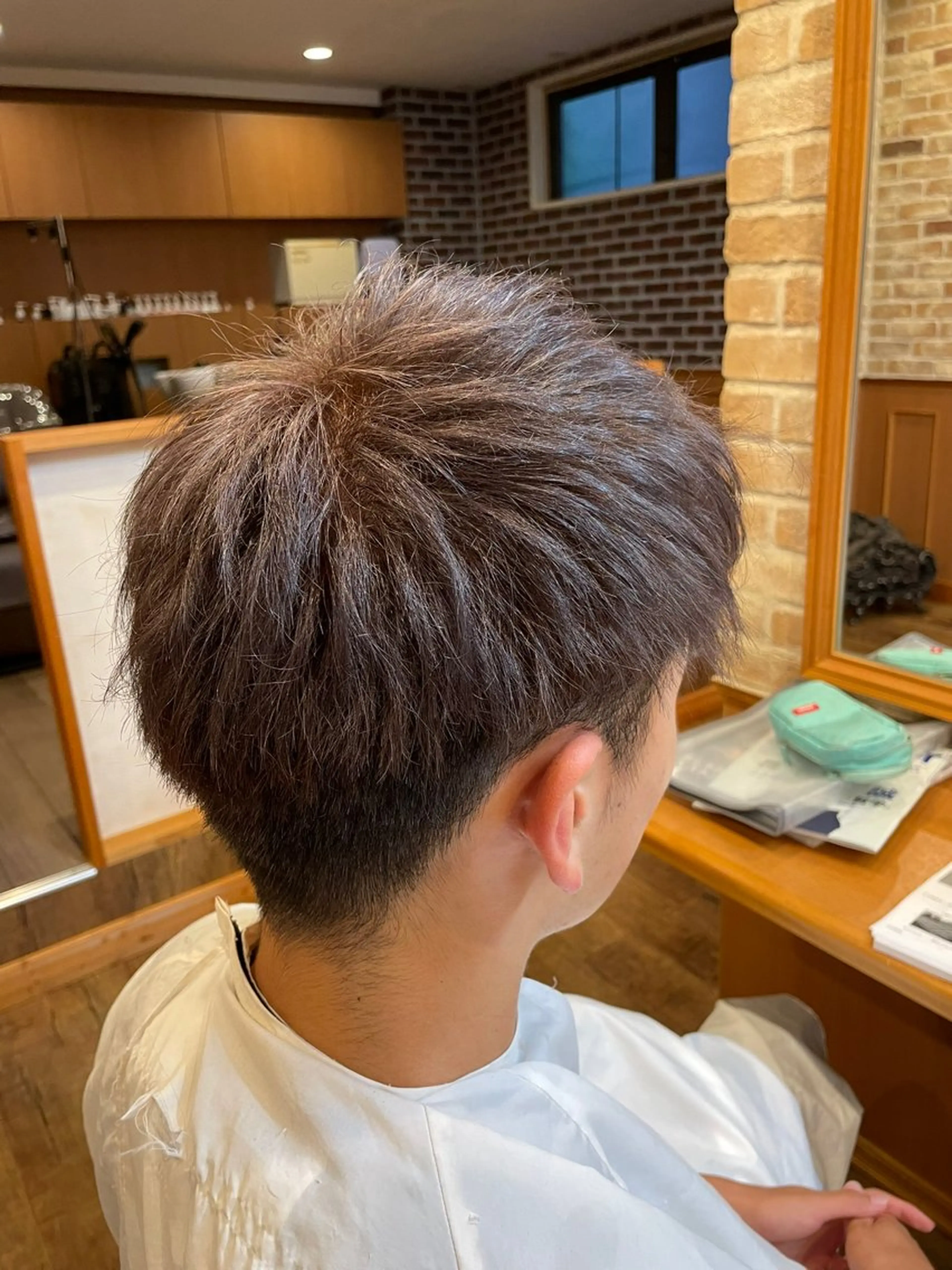 カラー メンズ ヘアカラー 亀井 啓汰のヘアスタイル